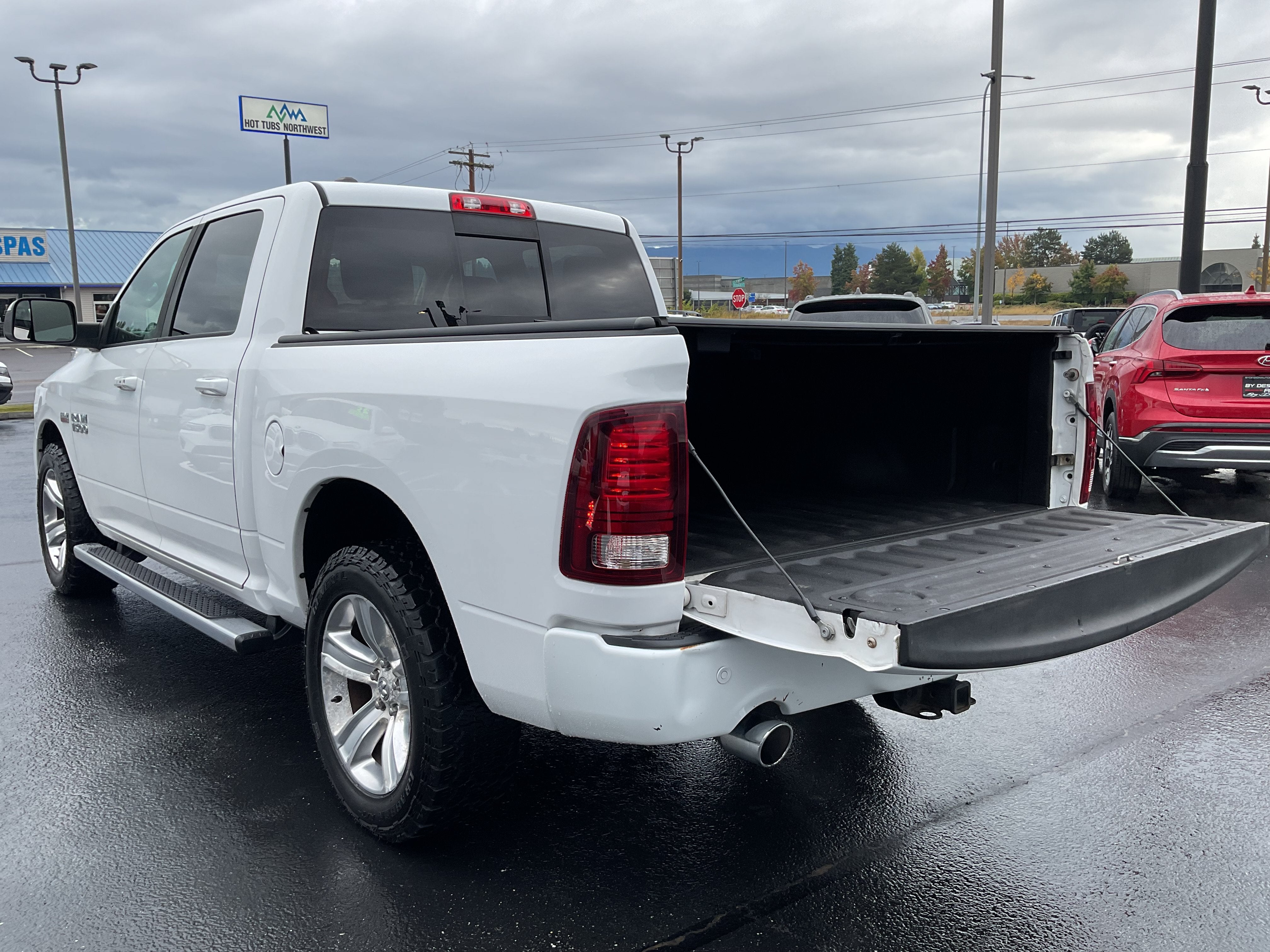 2015 RAM 1500 Sport Crew Cab 4x4