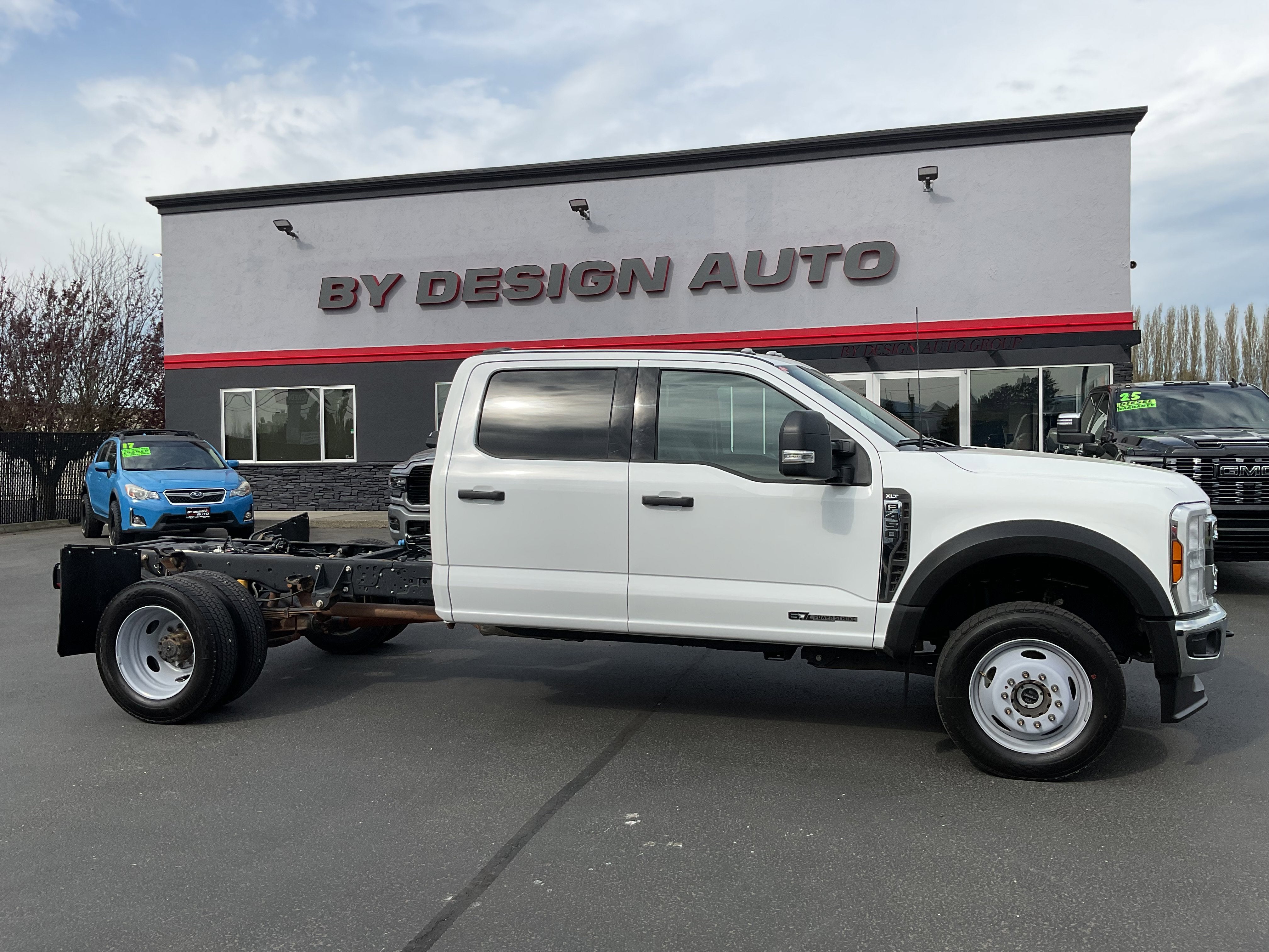 2024 Ford Super Duty F-450 DRW XLT 179 WB 4x4 Diesel w/Heated seats