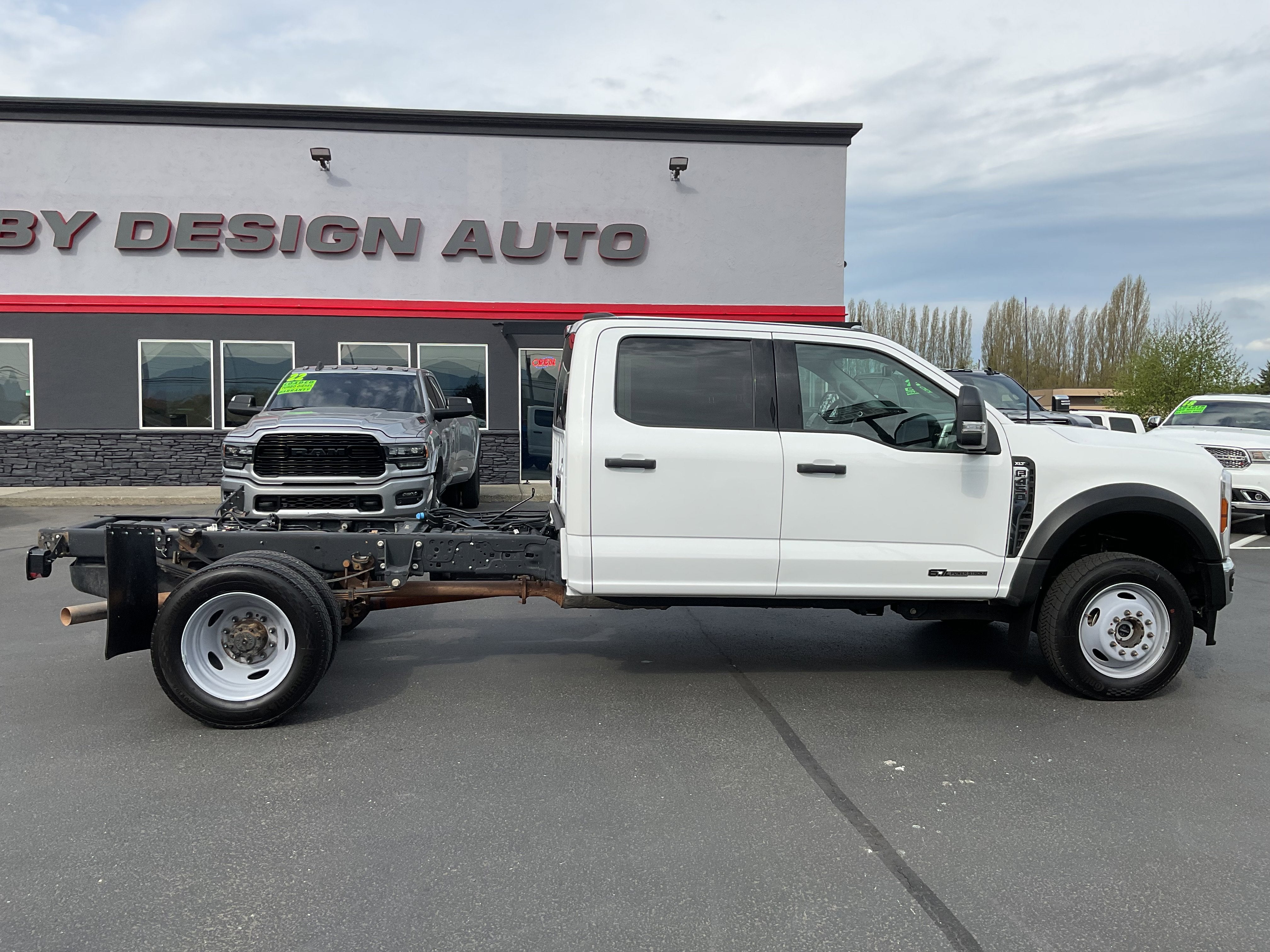 2024 Ford Super Duty F-450 DRW XLT 179 WB 4x4 Diesel w/Heated seats