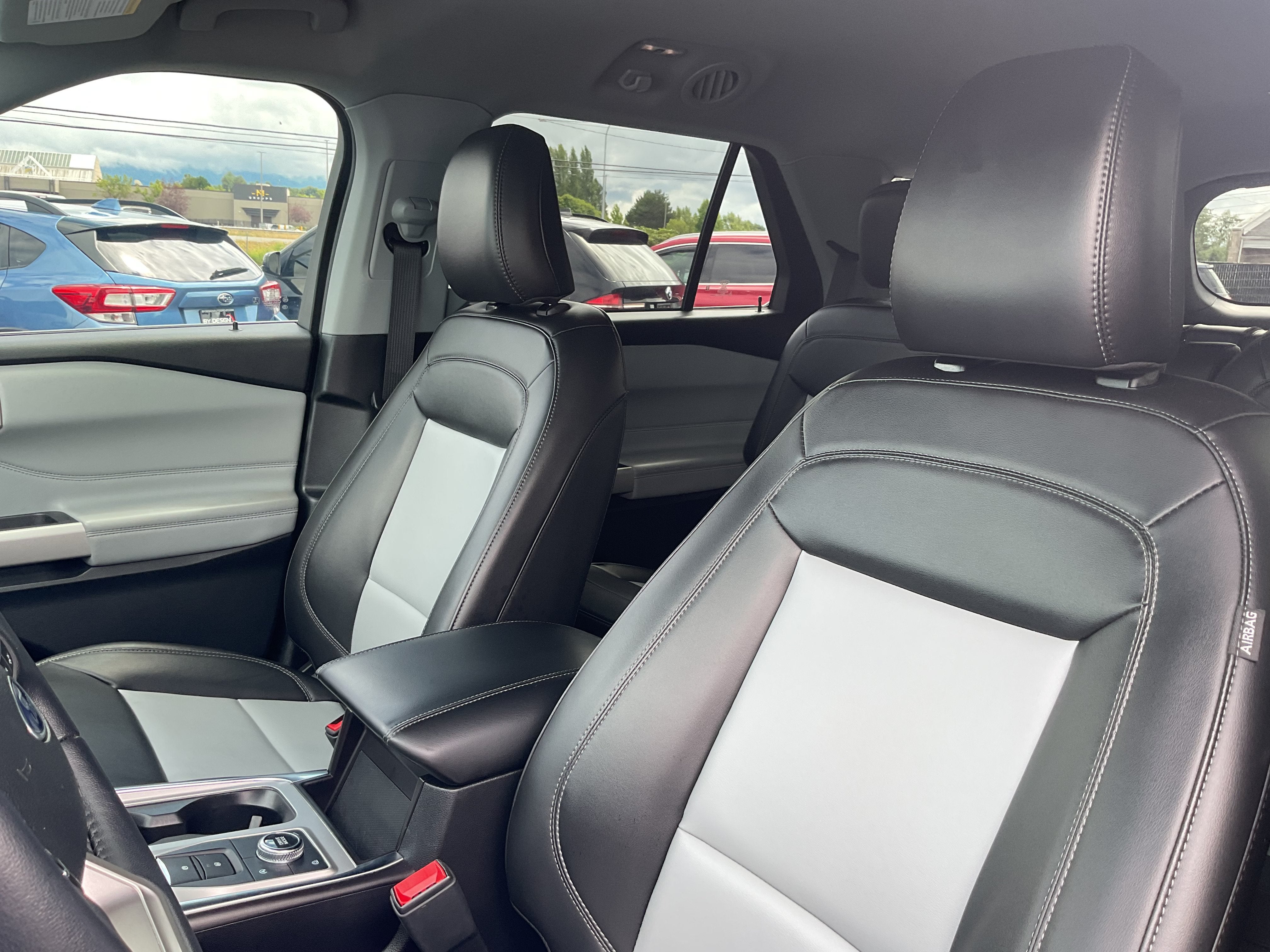 2023 Ford Explorer XLT 202A Sport 4x4