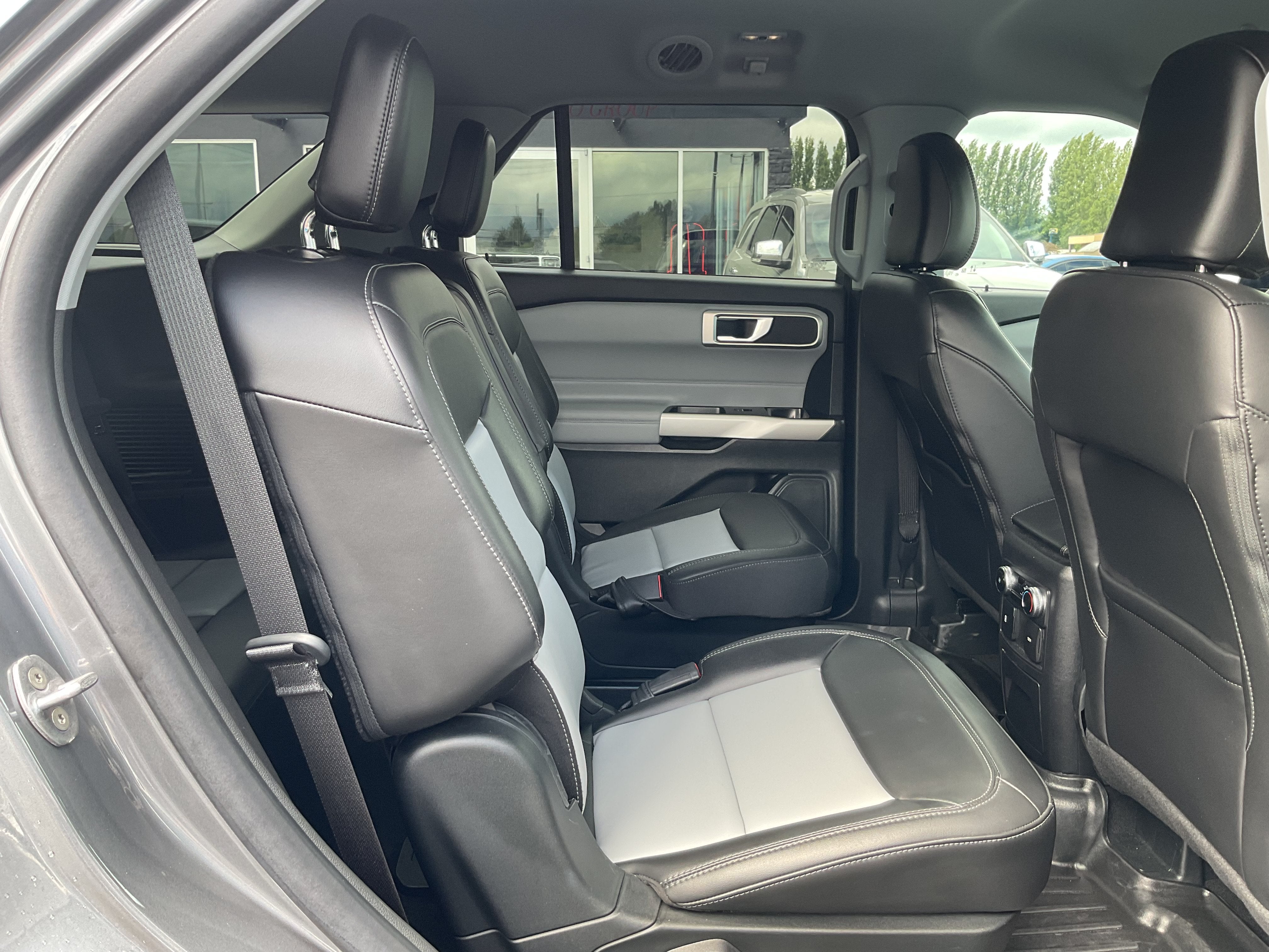 2023 Ford Explorer XLT 202A Sport 4x4