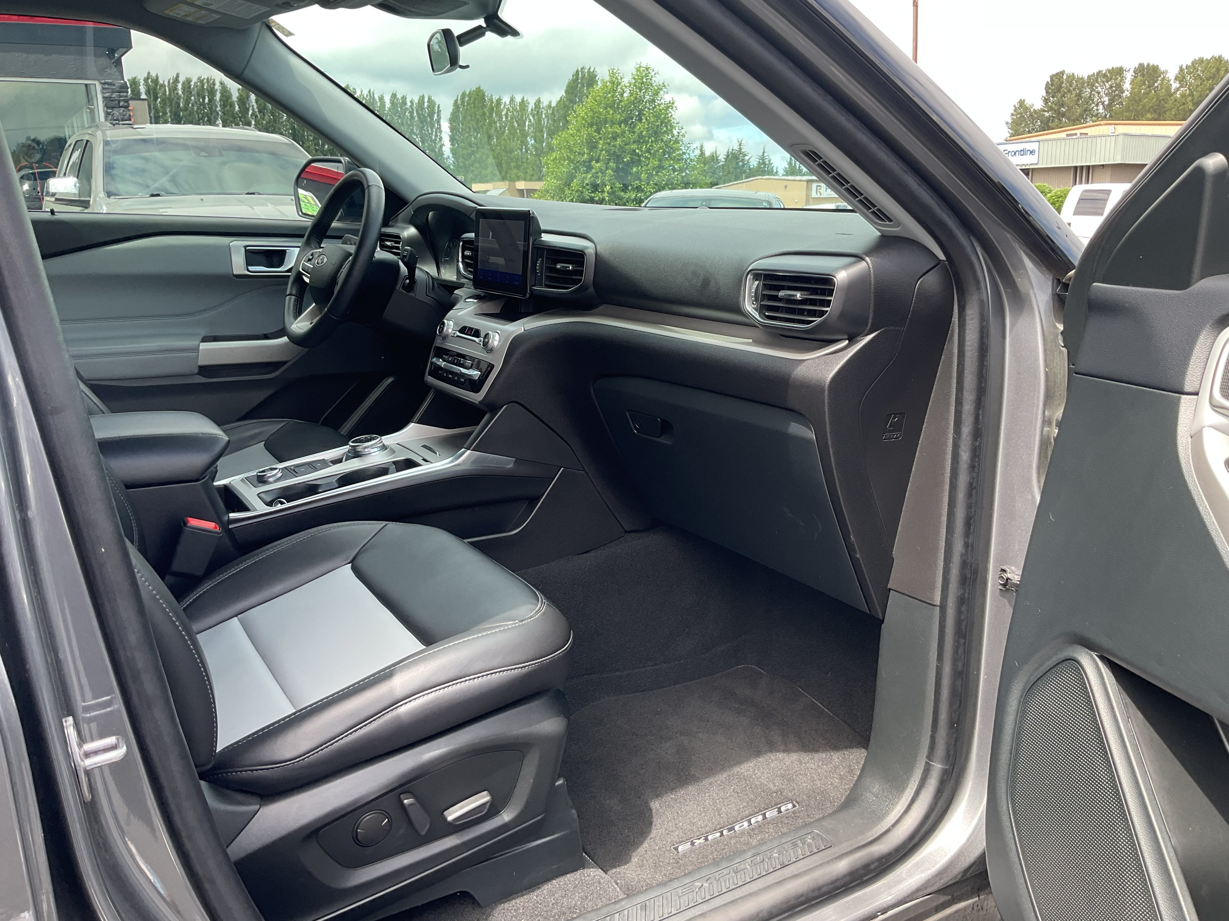 2023 Ford Explorer XLT 202A Sport 4x4