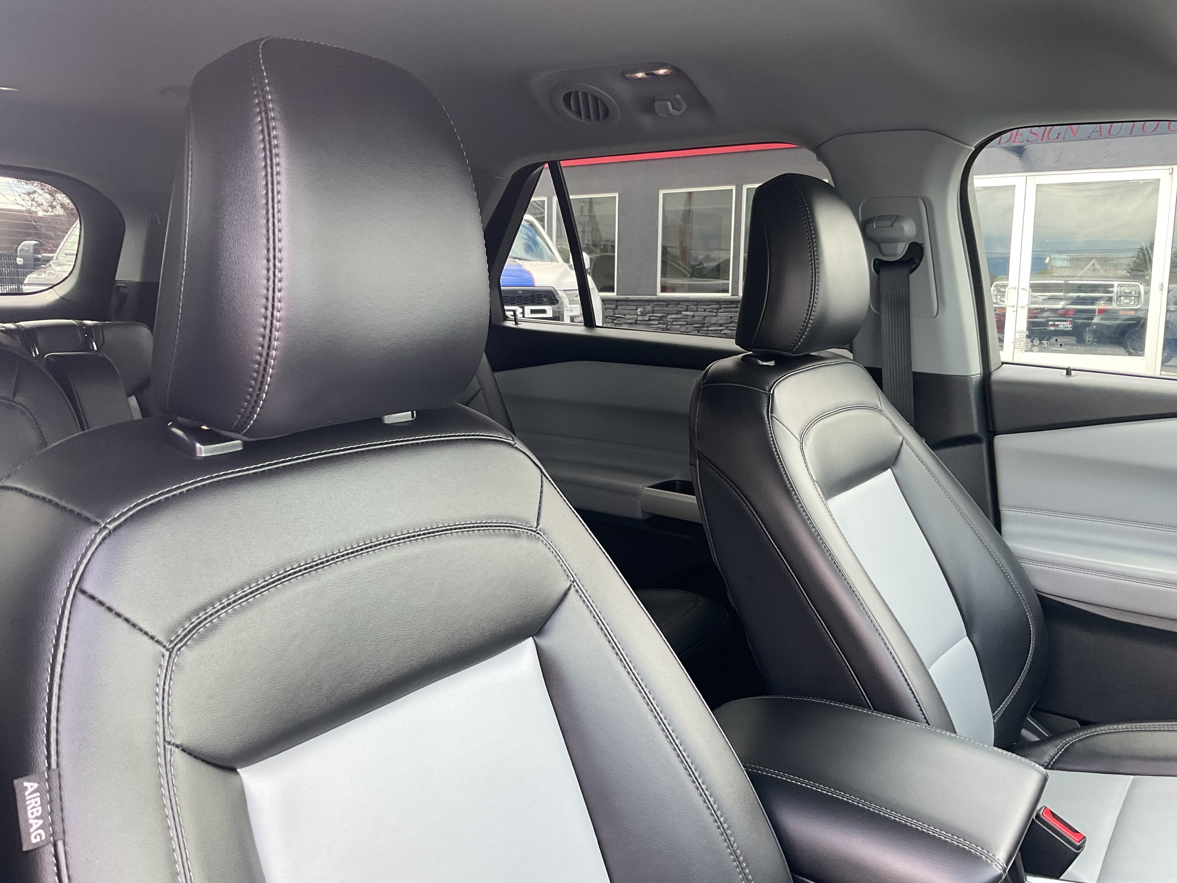 2023 Ford Explorer XLT 202A Sport 4x4