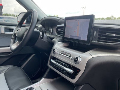 2023 Ford Explorer XLT 202A Sport 4x4
