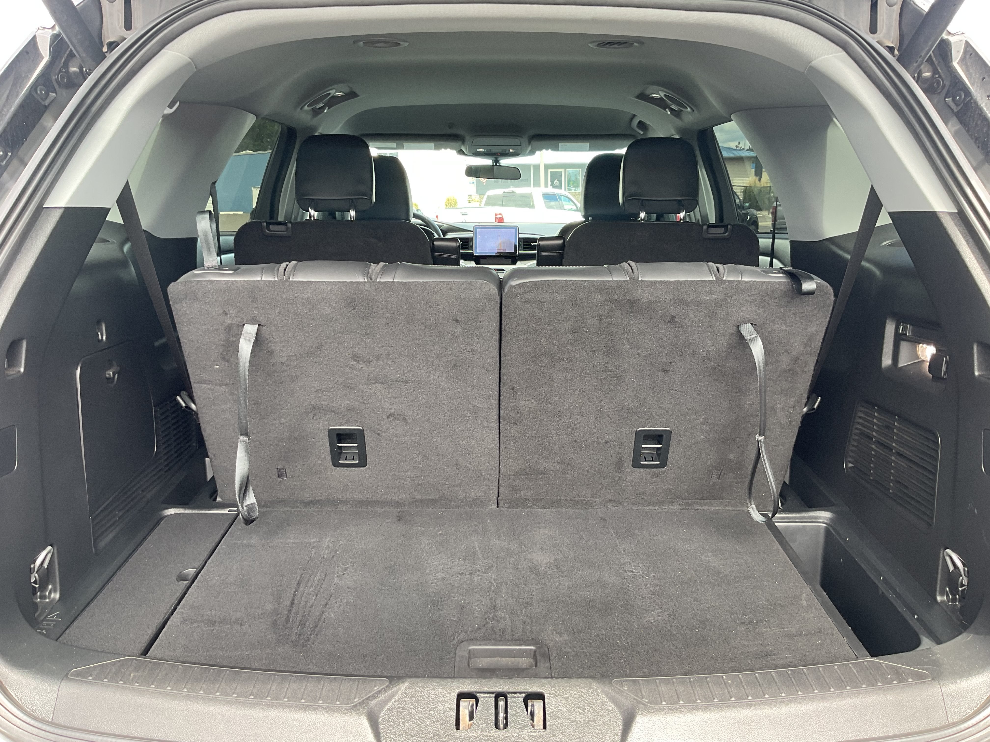 2023 Ford Explorer XLT 202A Sport 4x4
