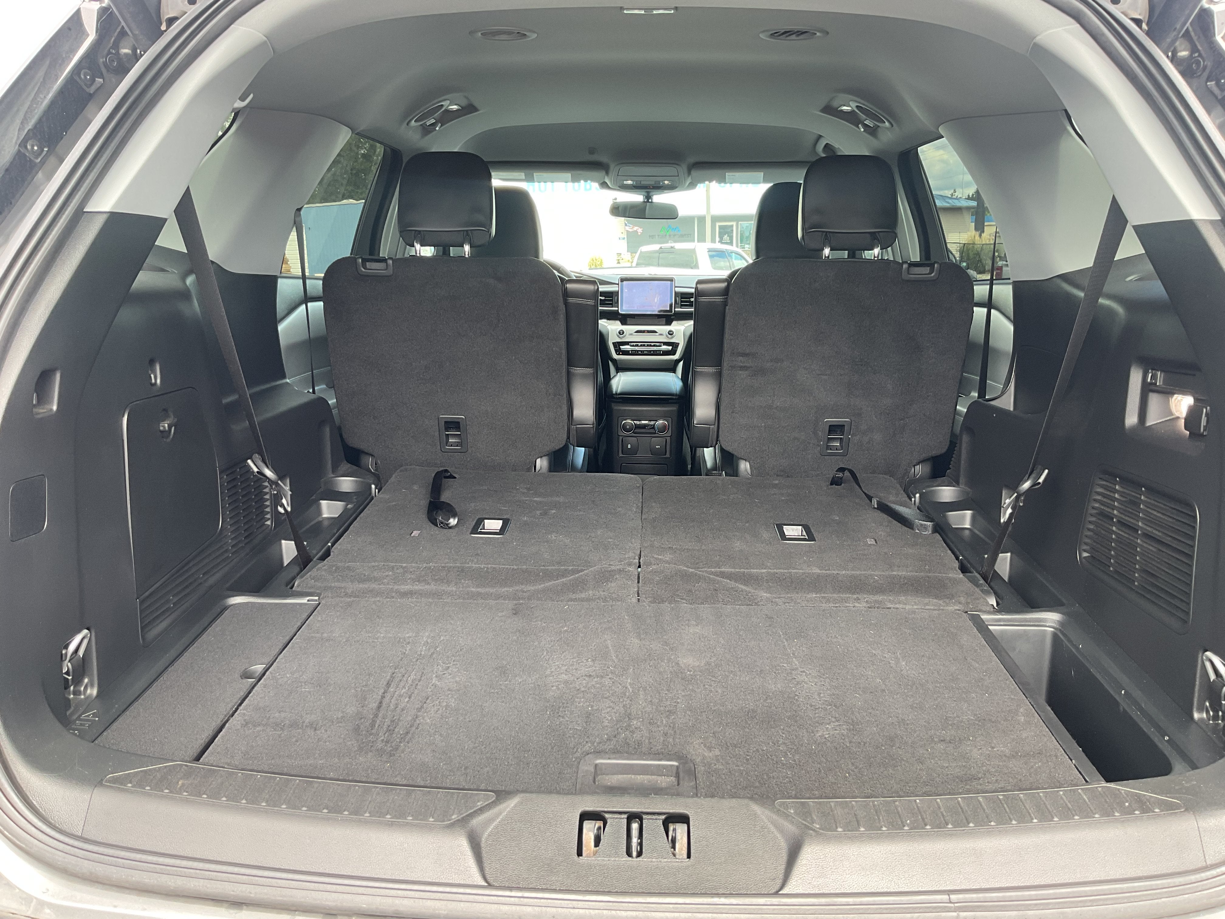 2023 Ford Explorer XLT 202A Sport 4x4