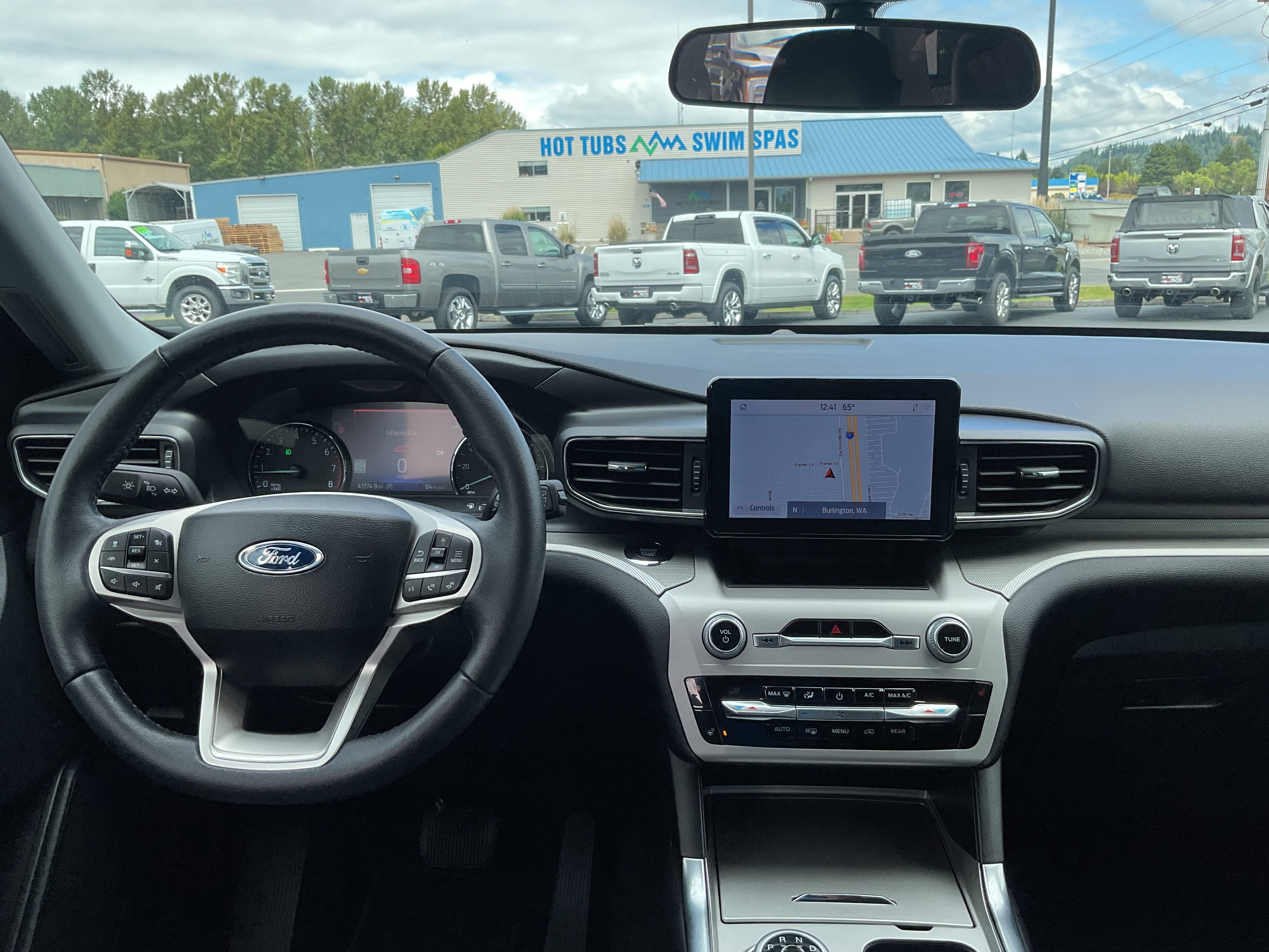 2023 Ford Explorer XLT 202A Sport 4x4