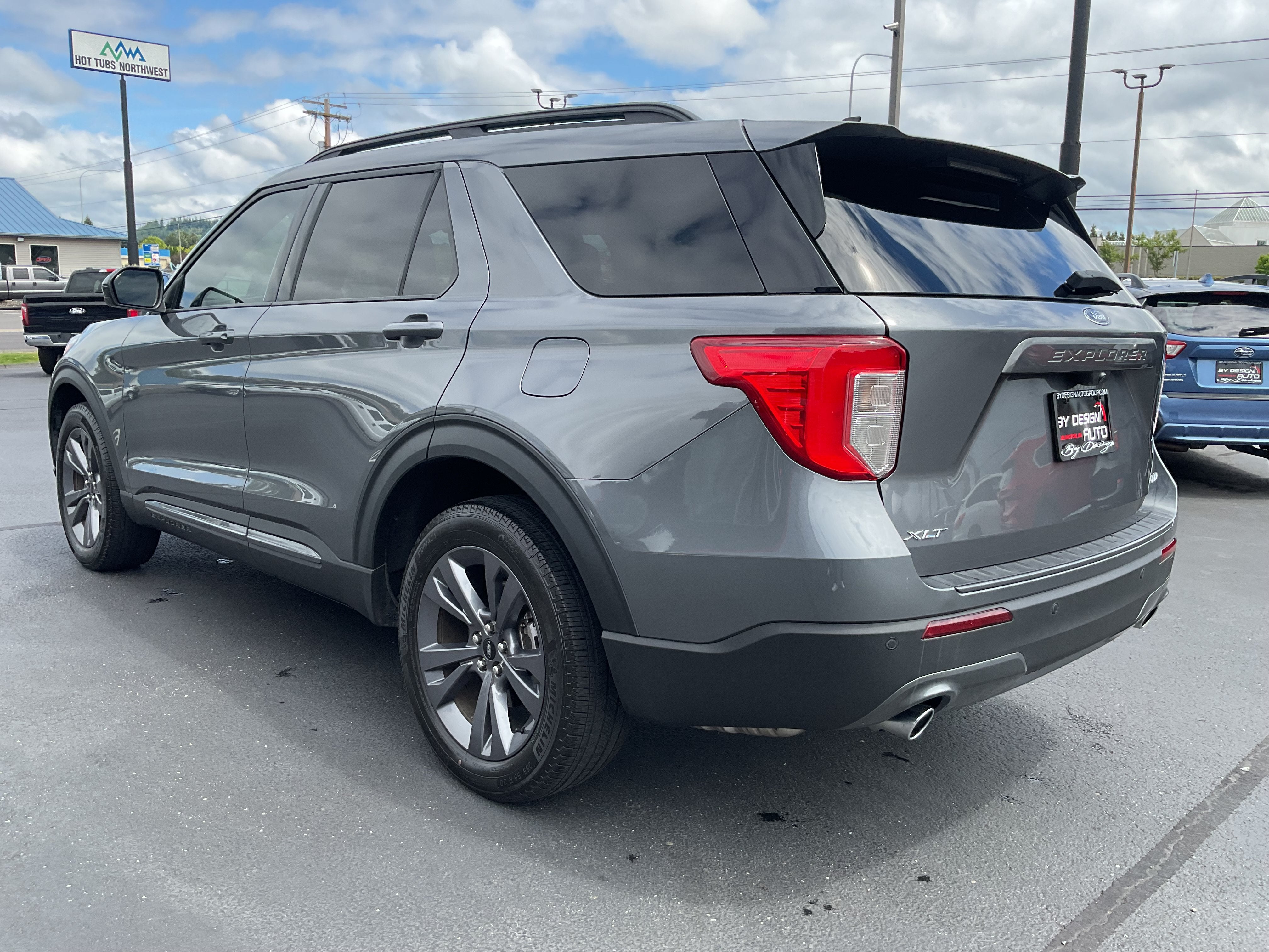 2023 Ford Explorer XLT 202A Sport 4x4