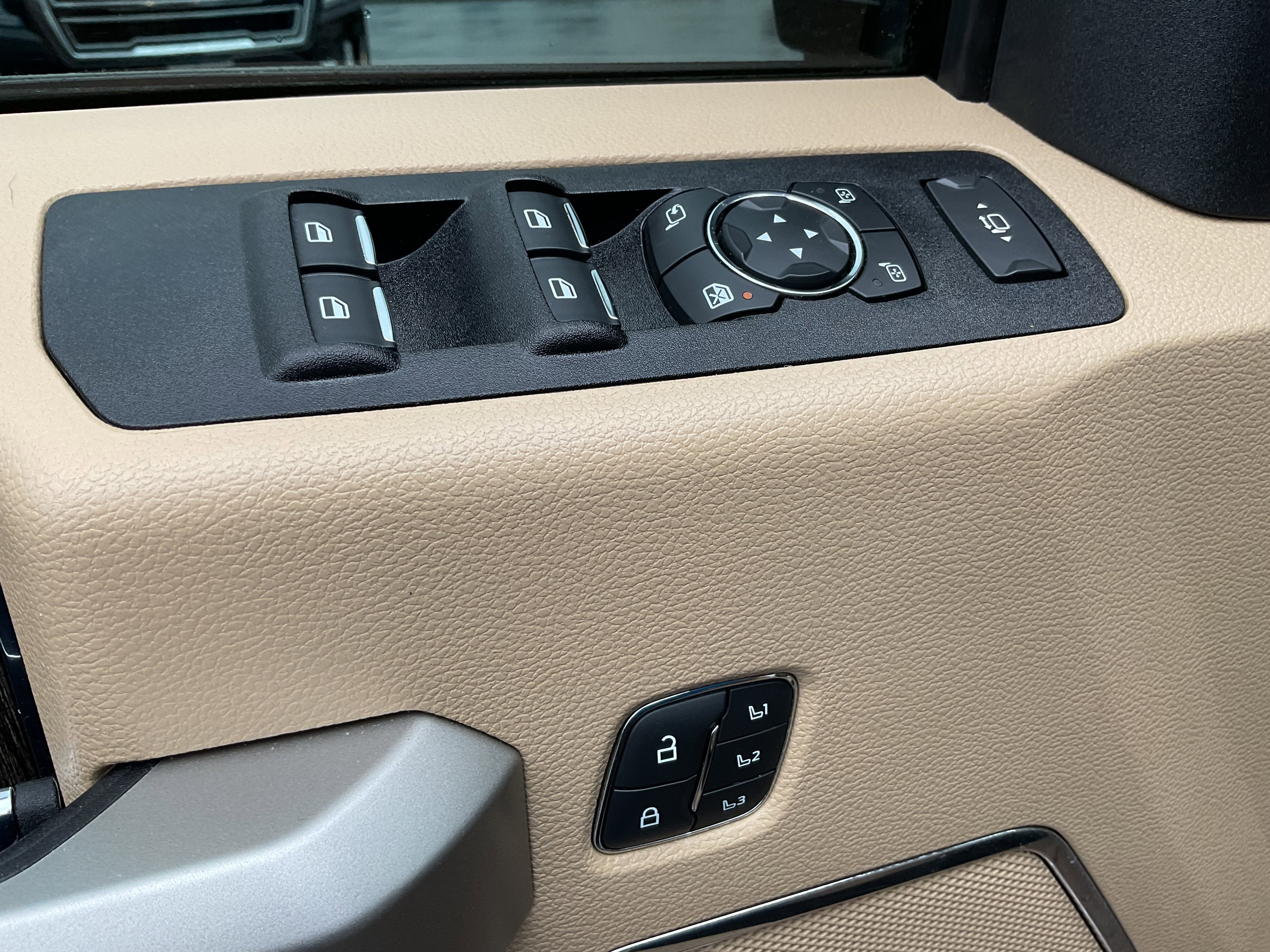 2021 Ford Super Duty F-250 SRW Lariat Diesel 4x4