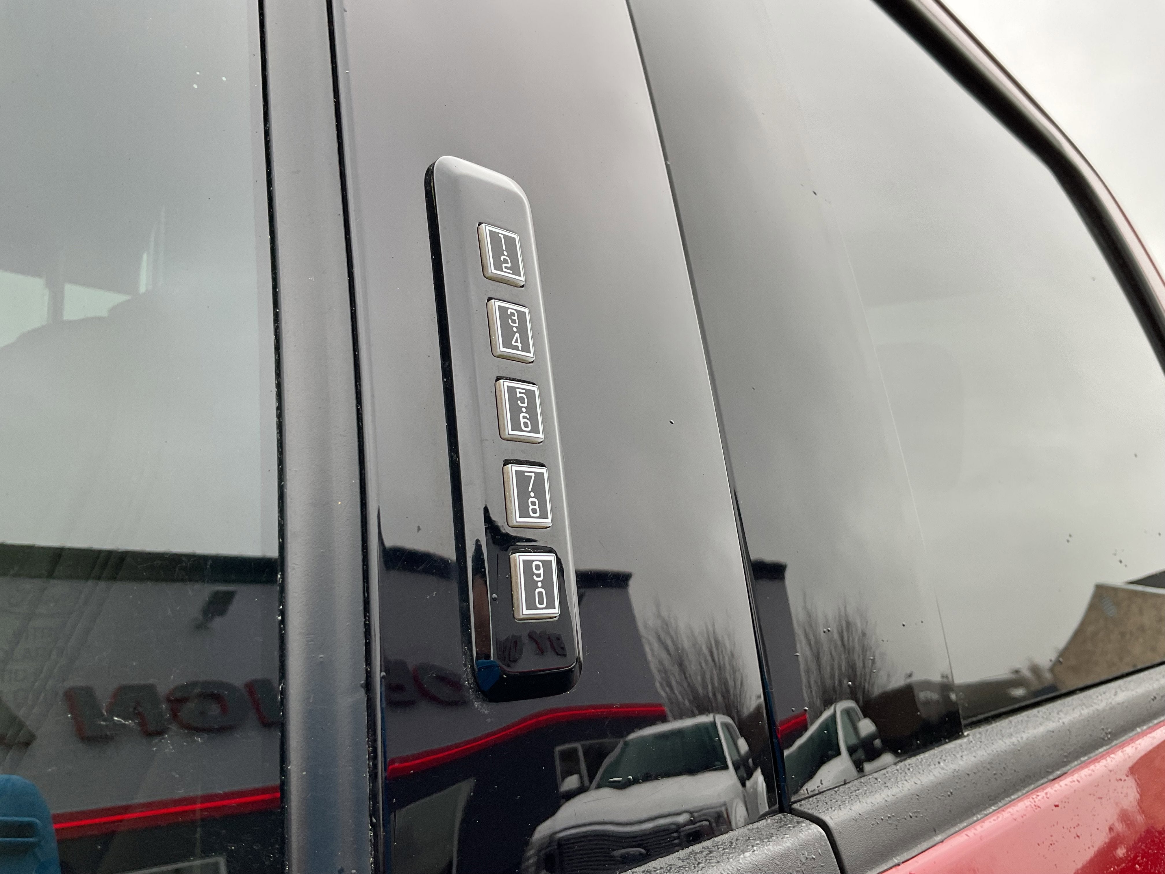 2021 Ford Super Duty F-250 SRW Lariat Diesel 4x4