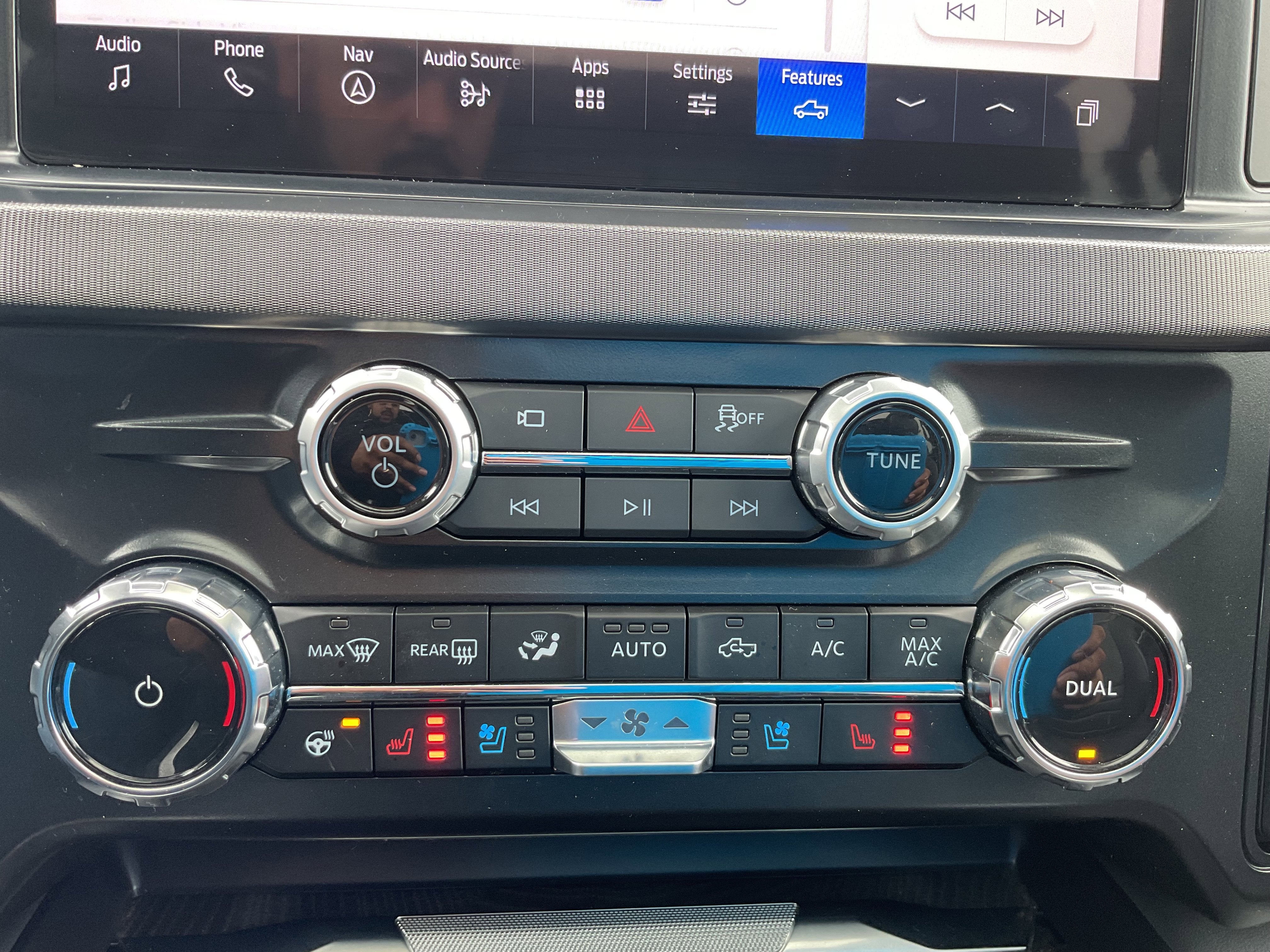 2025 Ford Super Duty F-350 SRW Platinum Tremor High Output Diesel 4x4