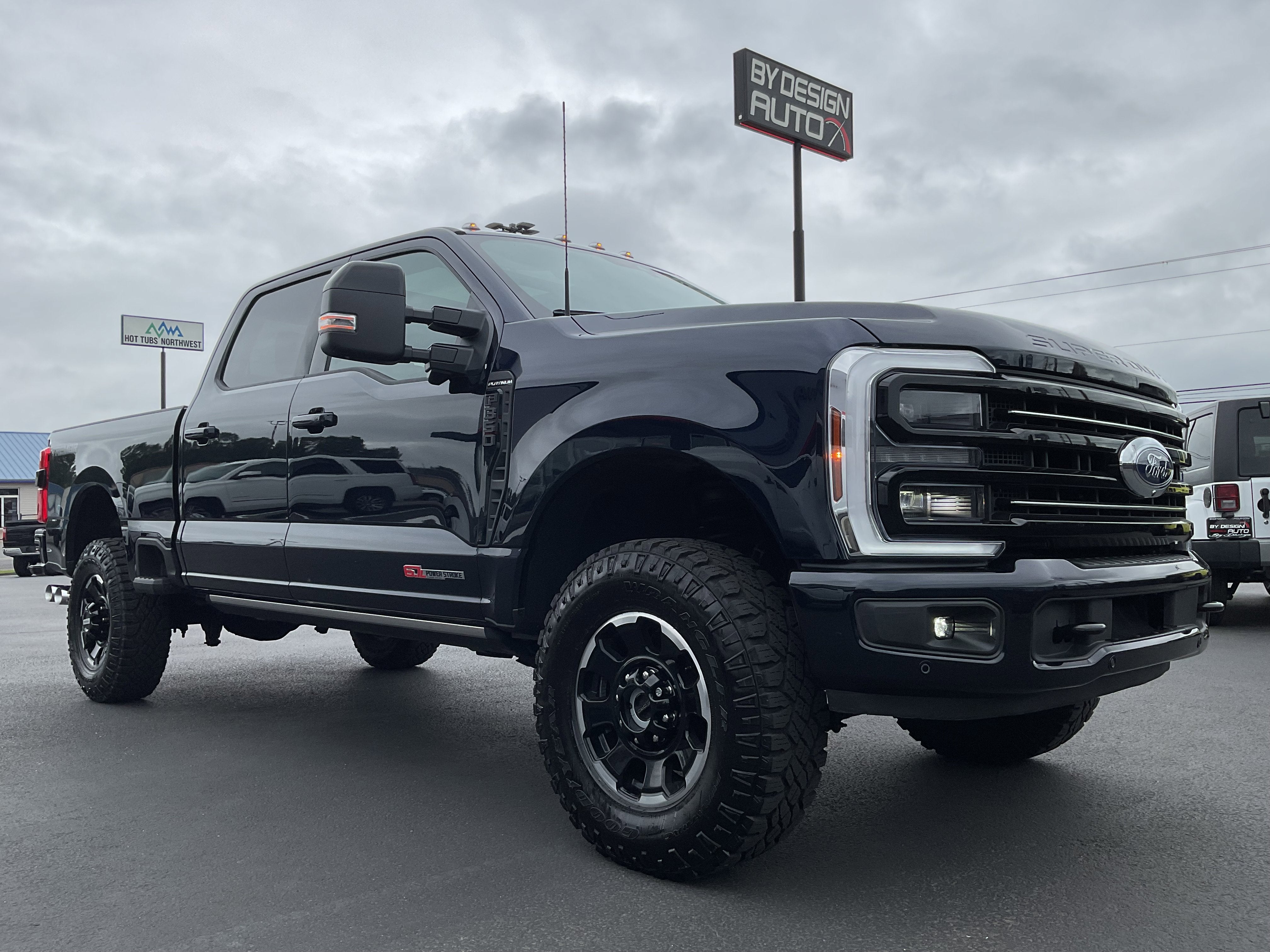 2025 Ford Super Duty F-350 SRW Platinum Tremor High Output Diesel 4x4