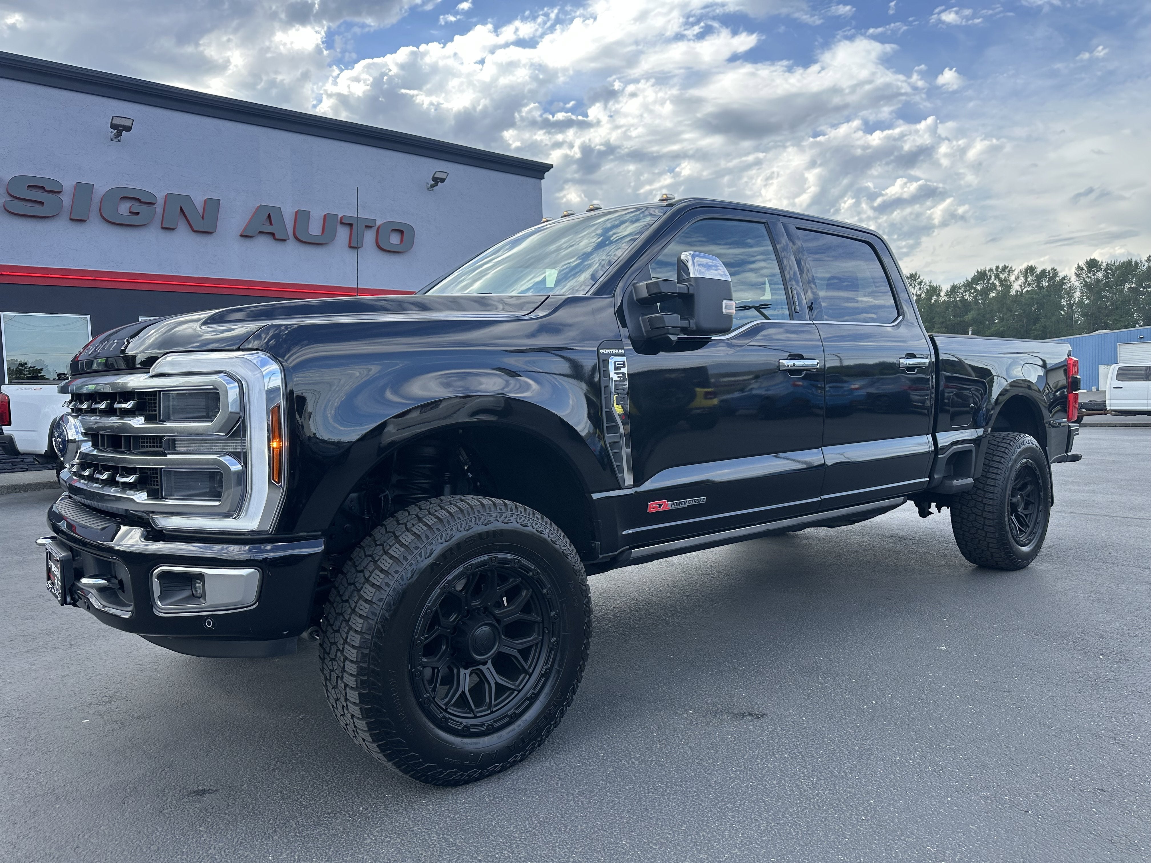 2024 Ford Super Duty F-350 SRW Platinum High Output Diesel 4x4