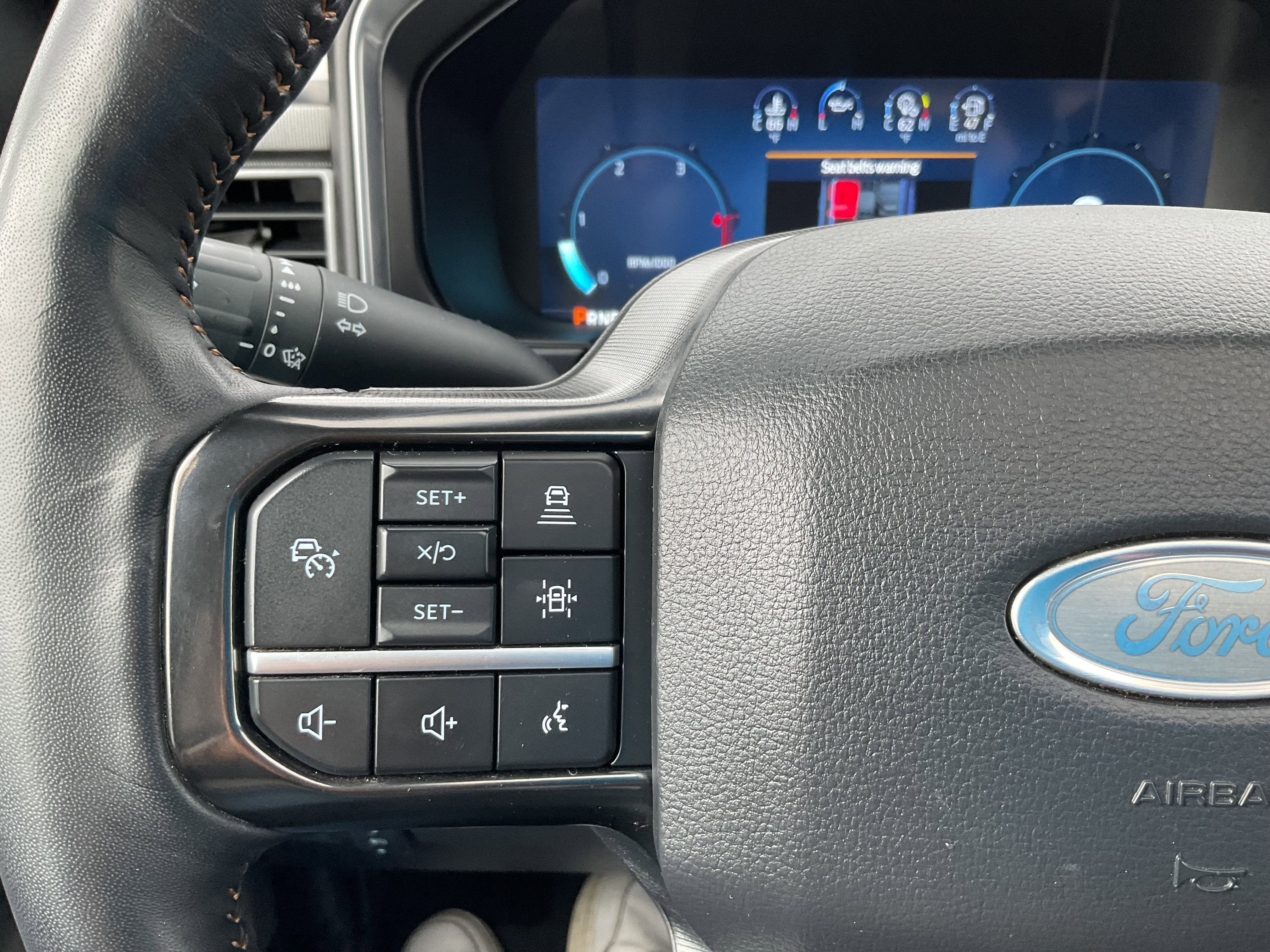 2024 Ford Super Duty F-350 SRW Platinum High Output Diesel 4x4