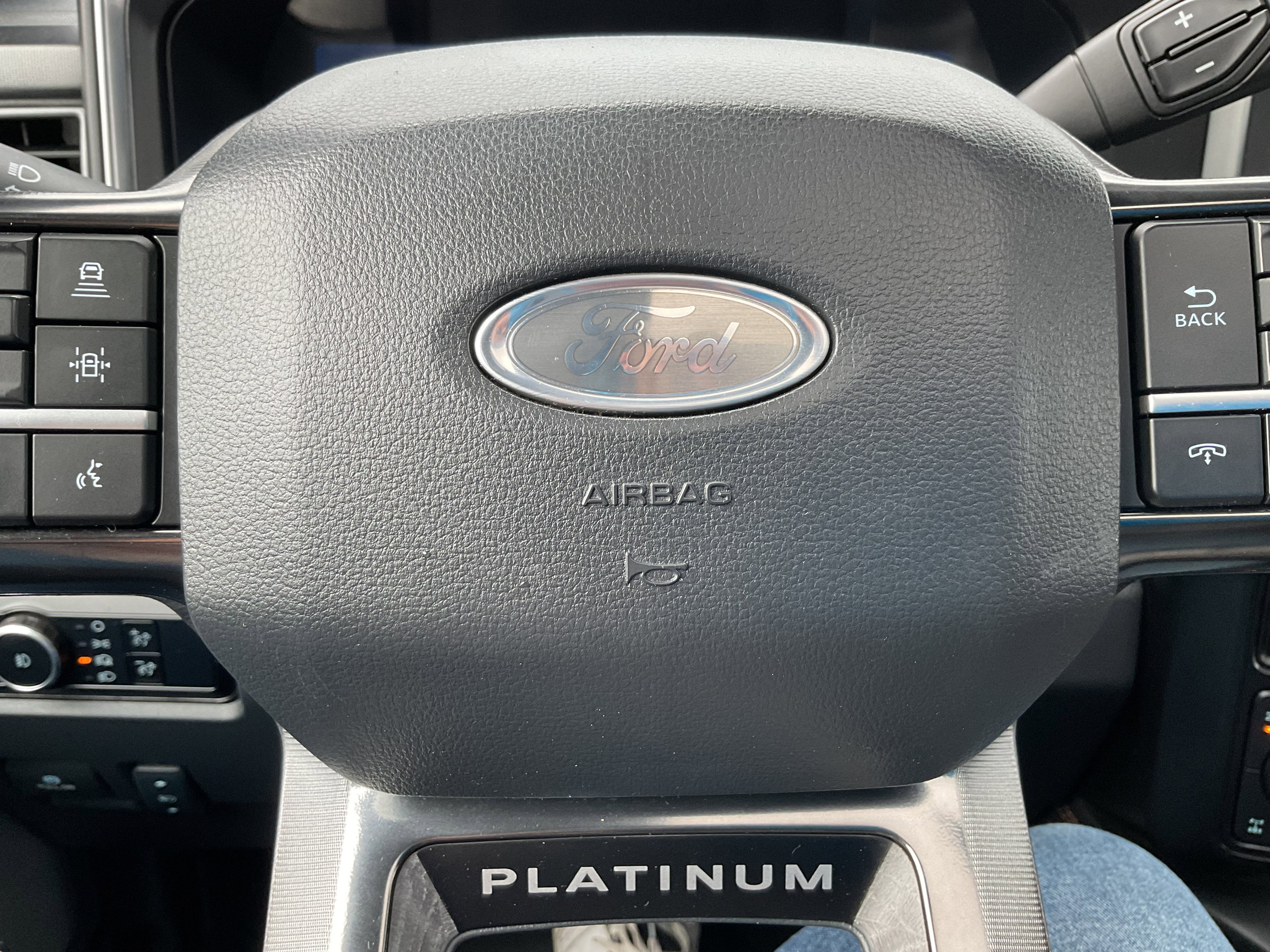 2024 Ford Super Duty F-350 SRW Platinum High Output Diesel 4x4