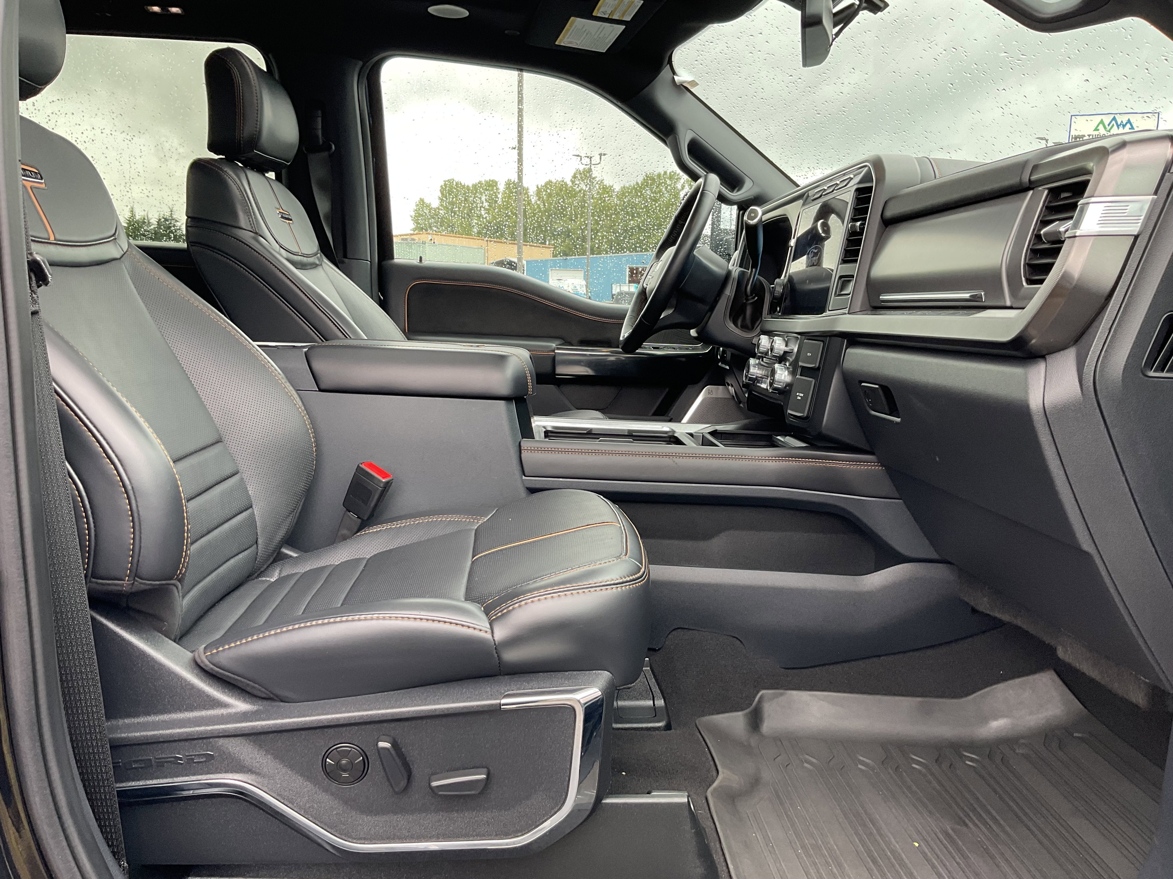 2024 Ford Super Duty F-350 SRW Platinum High Output Diesel 4x4