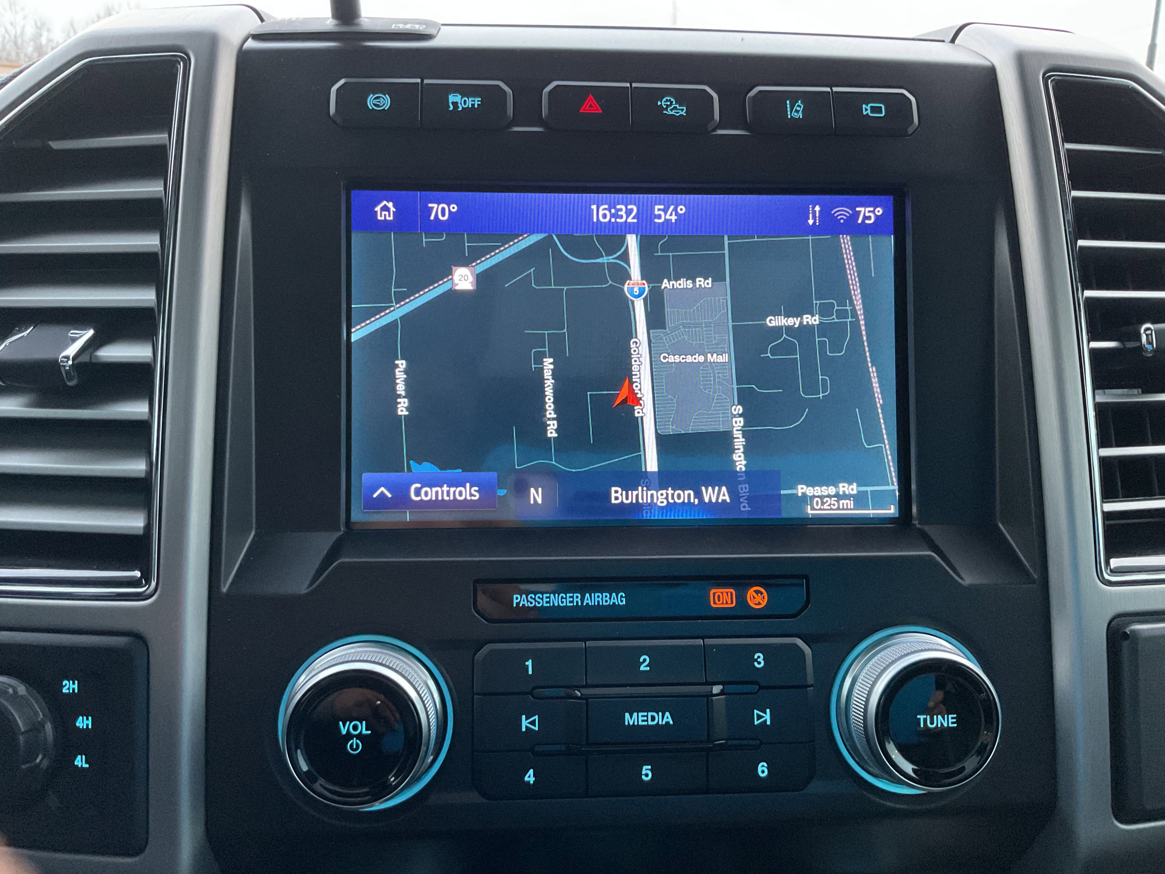 2020 Ford Super Duty F-350 SRW Platinum Tremor Diesel