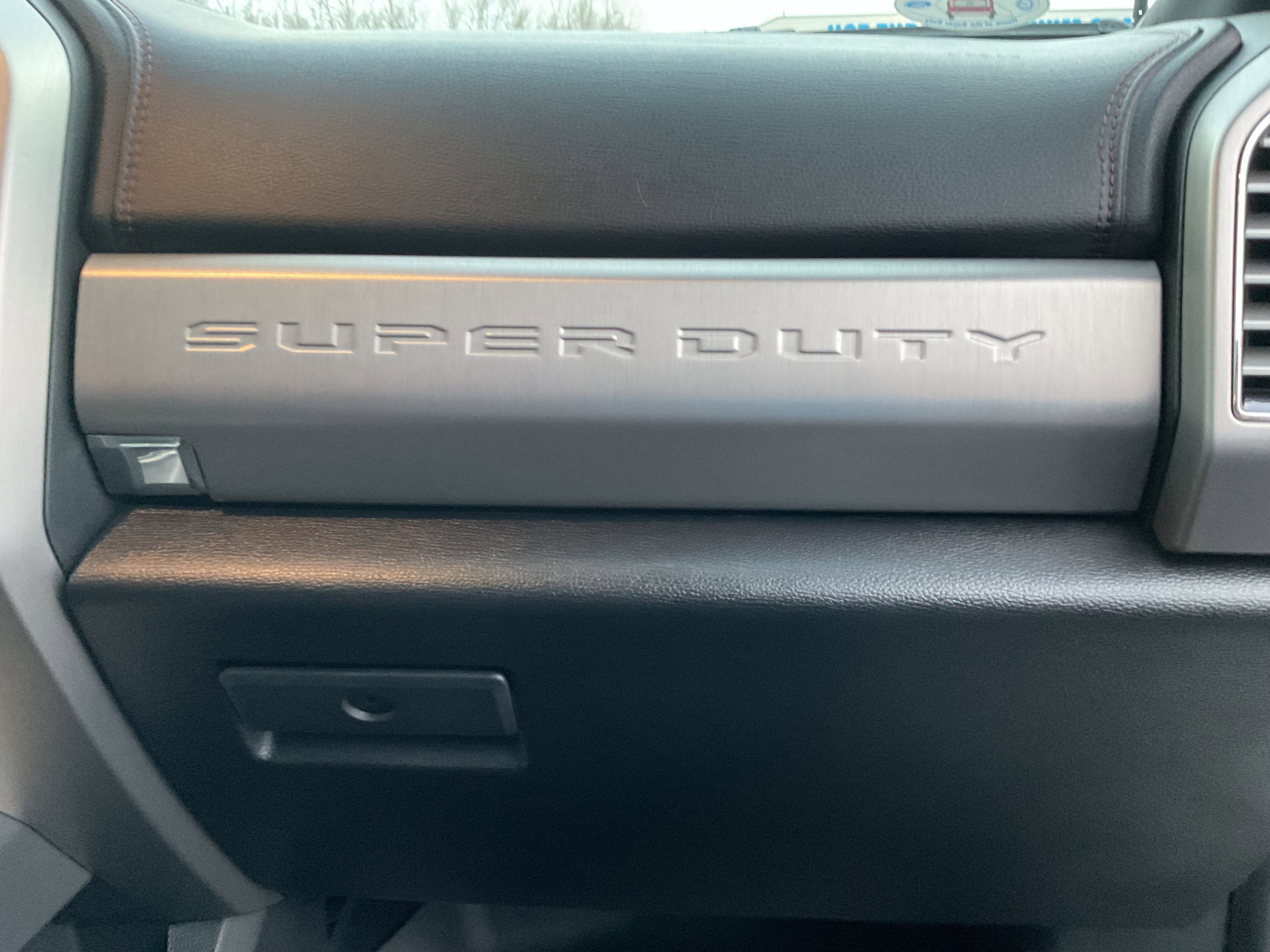2020 Ford Super Duty F-350 SRW Platinum Tremor Diesel