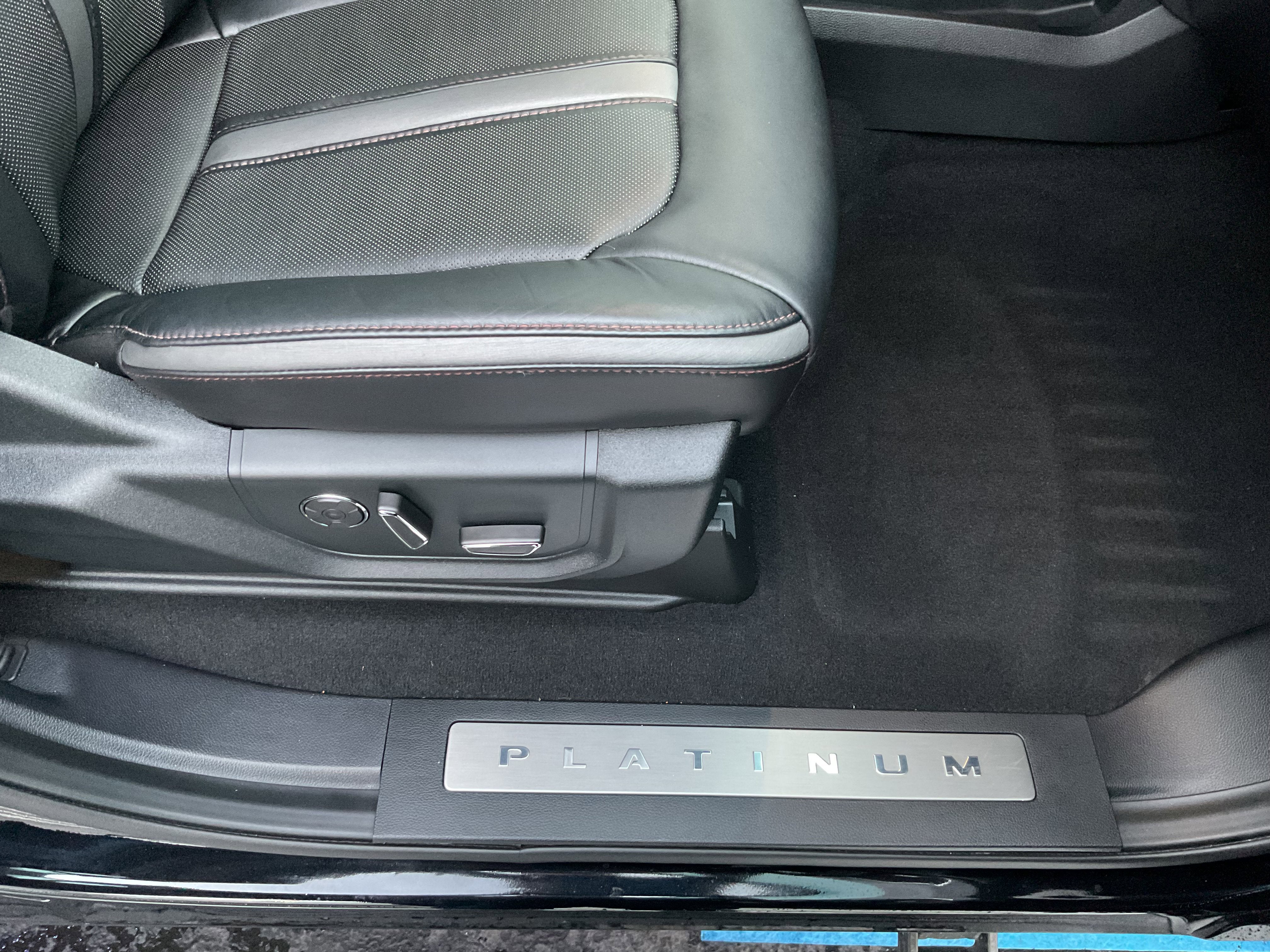 2020 Ford Super Duty F-350 SRW Platinum Tremor Diesel