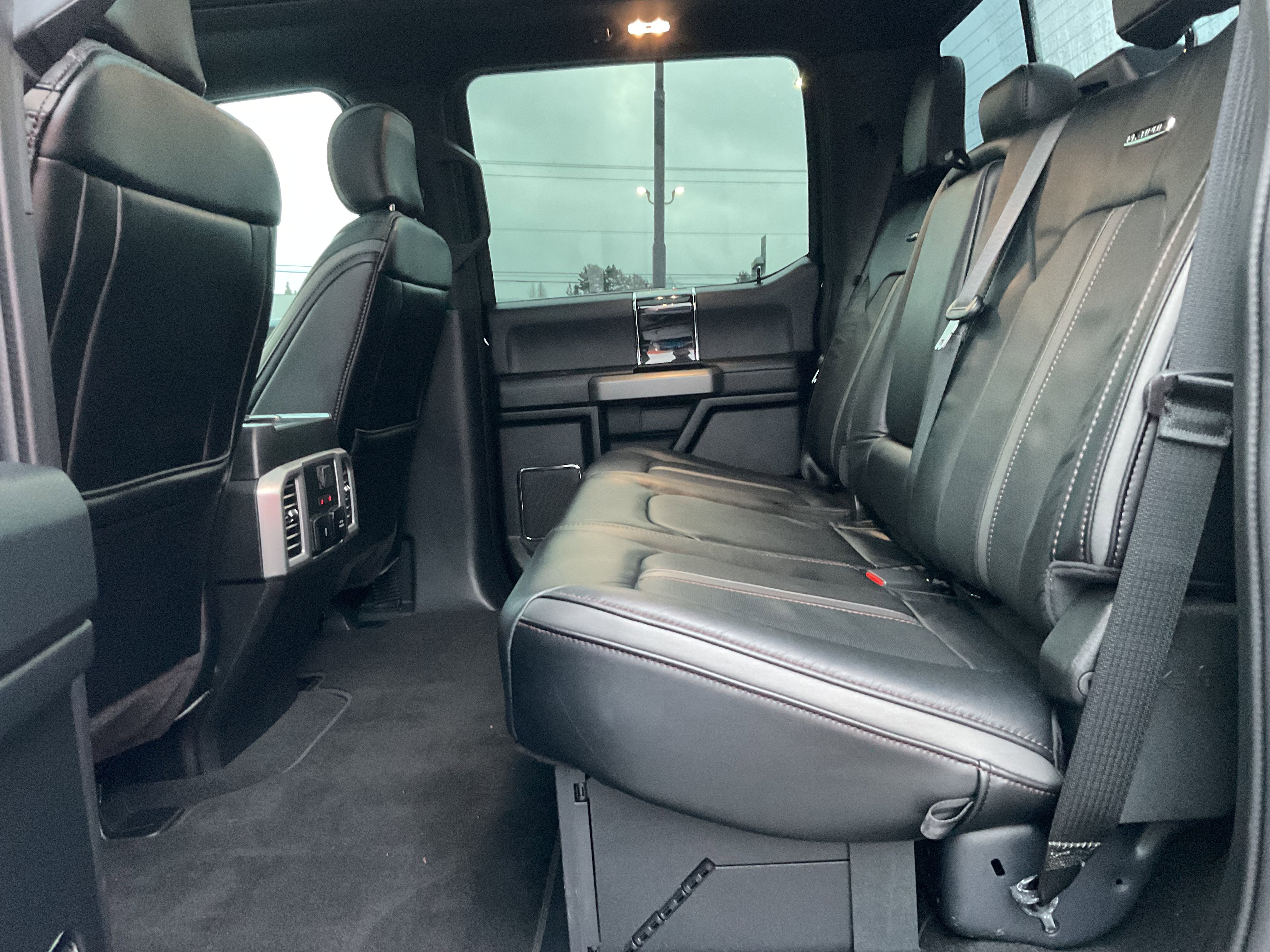 2020 Ford Super Duty F-350 SRW Platinum Tremor Diesel