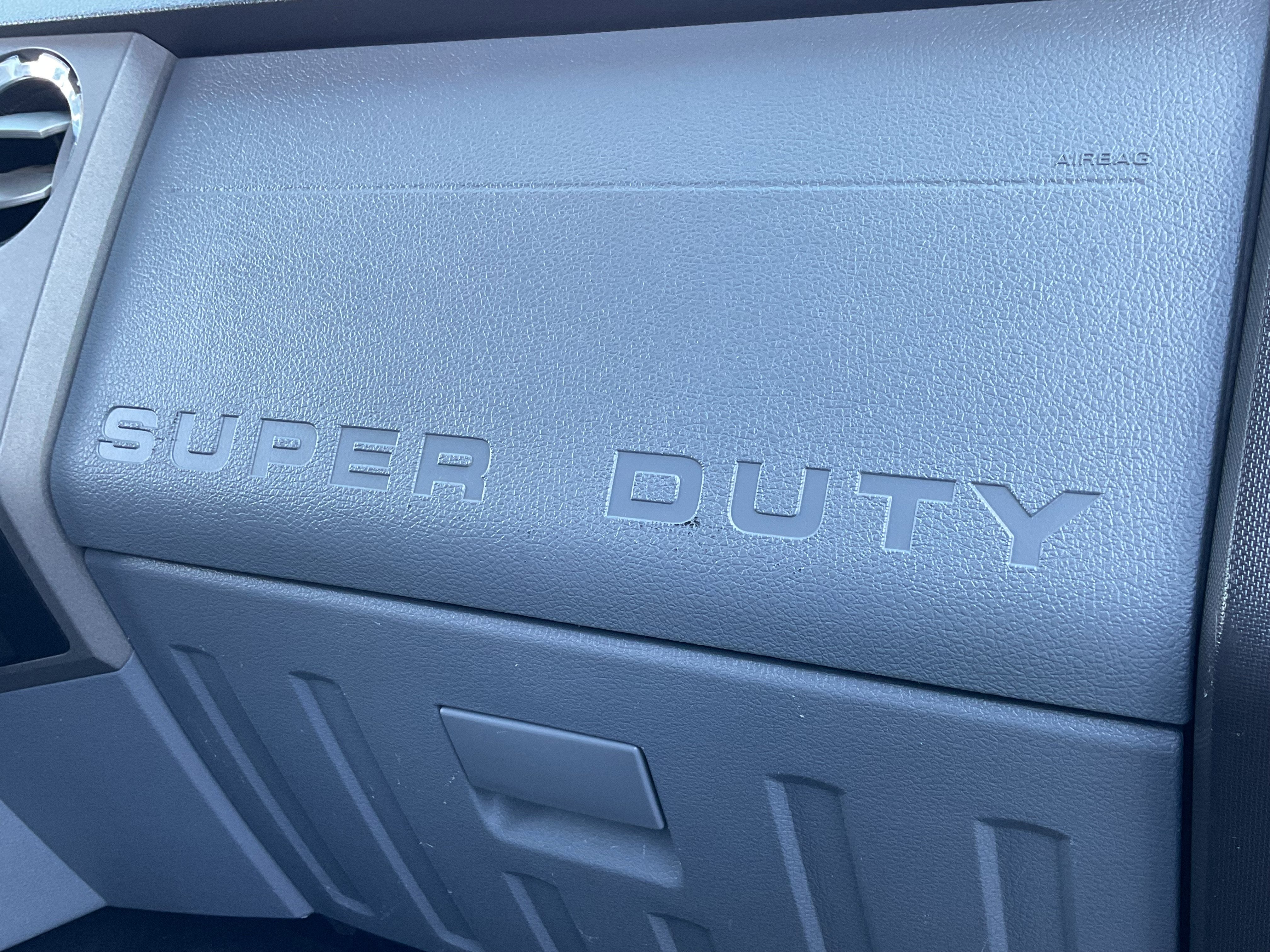 2011 Ford Super Duty F-350 SRW XLT 4X4 Diesel Long Bed