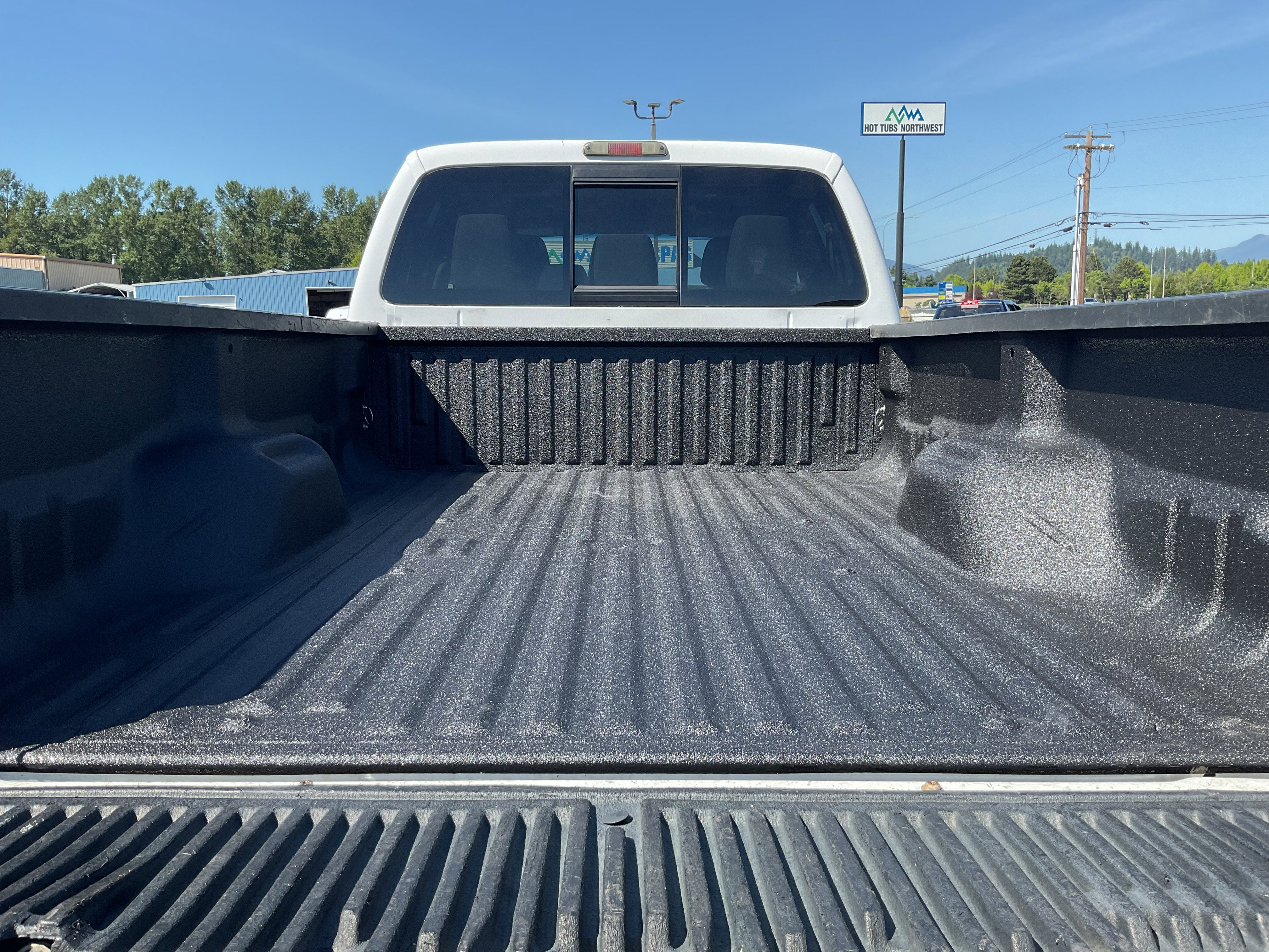 2011 Ford Super Duty F-350 SRW XLT 4X4 Diesel Long Bed