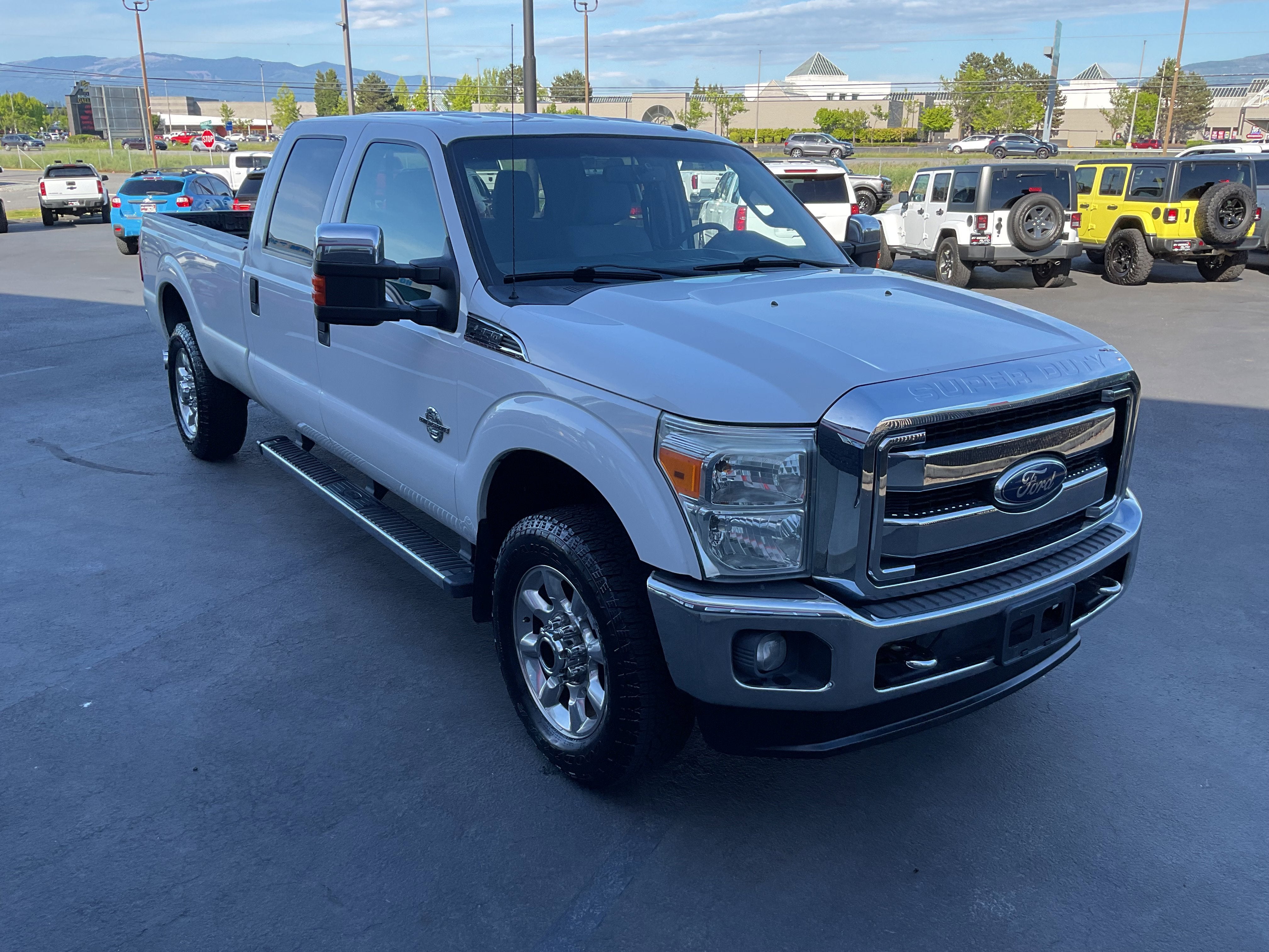 2011 Ford Super Duty F-350 SRW XLT 4X4 Diesel Long Bed