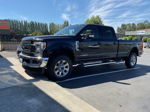 2019 Ford Super Duty F-350 SRW Lariat Crew Cab 4x4