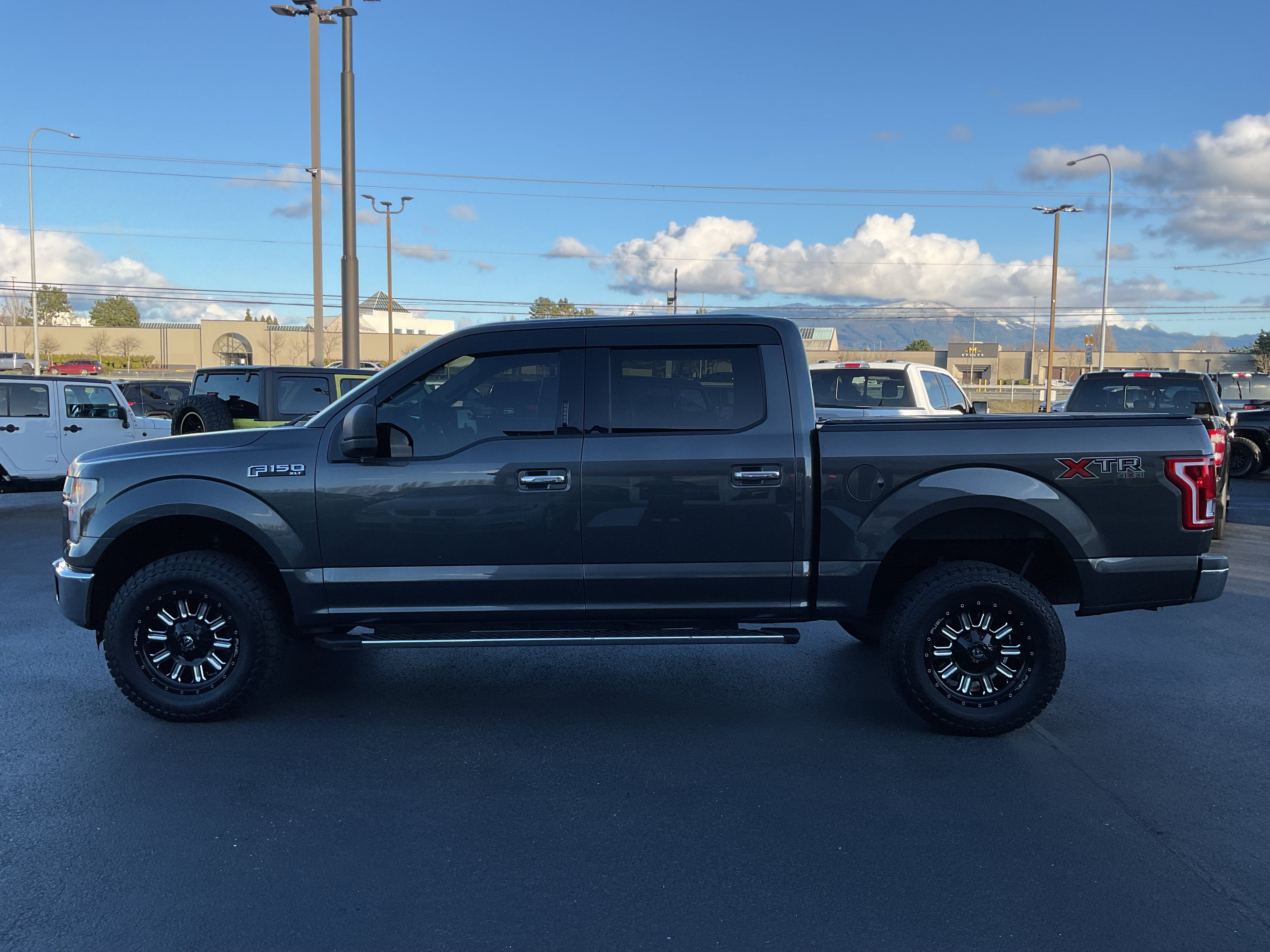 2016 Ford F-150 XLT FX4 4x4 5.0L