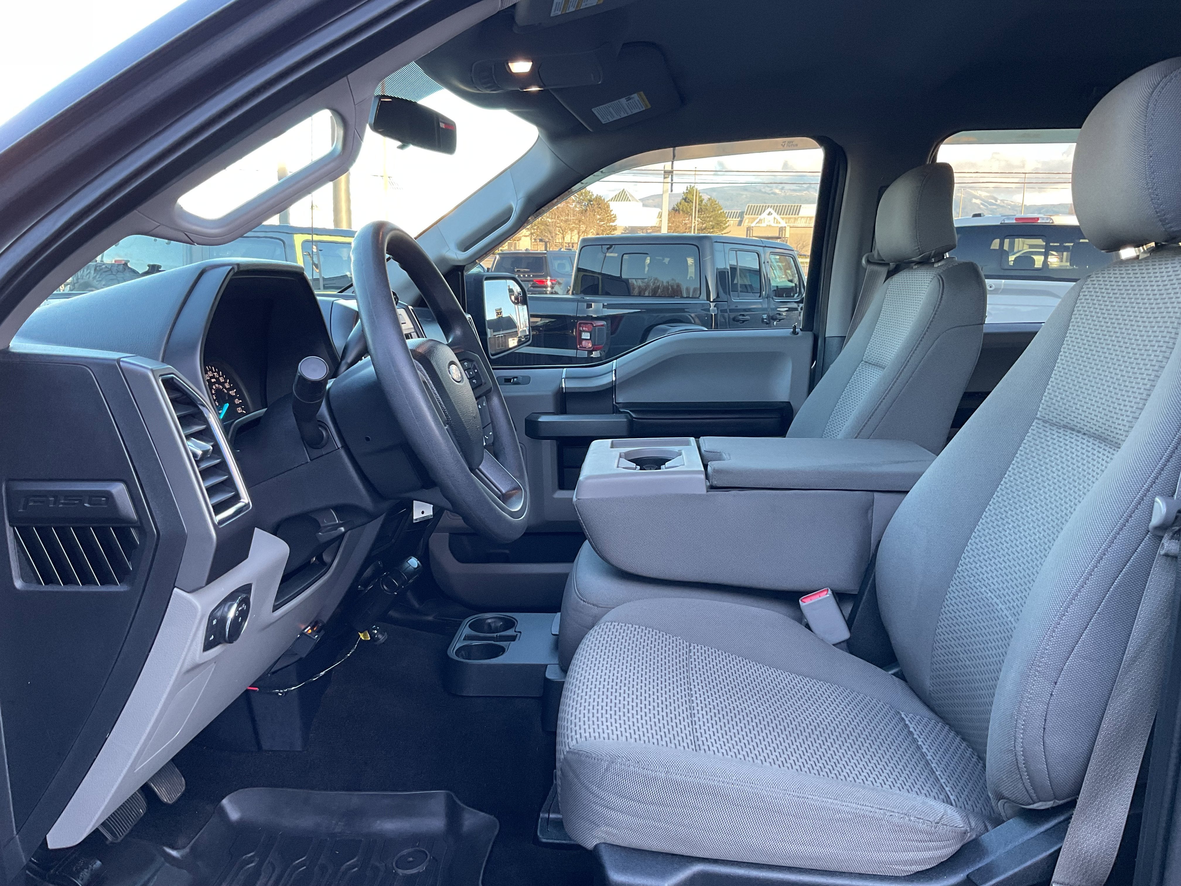 2016 Ford F-150 XLT FX4 4x4 5.0L