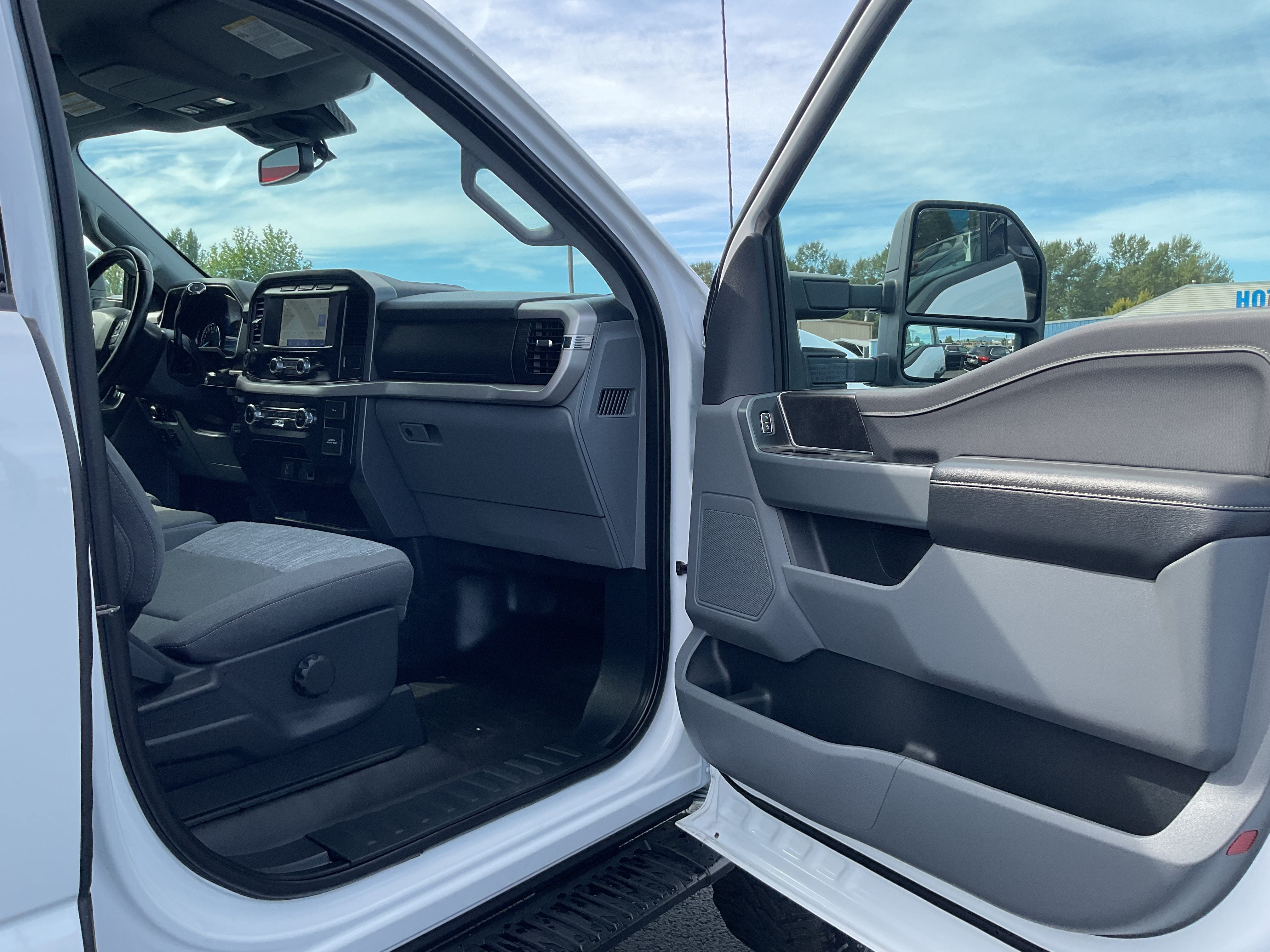 2023 Ford F-150 XLT Crew Cab FX4 4x4 6.5' Box