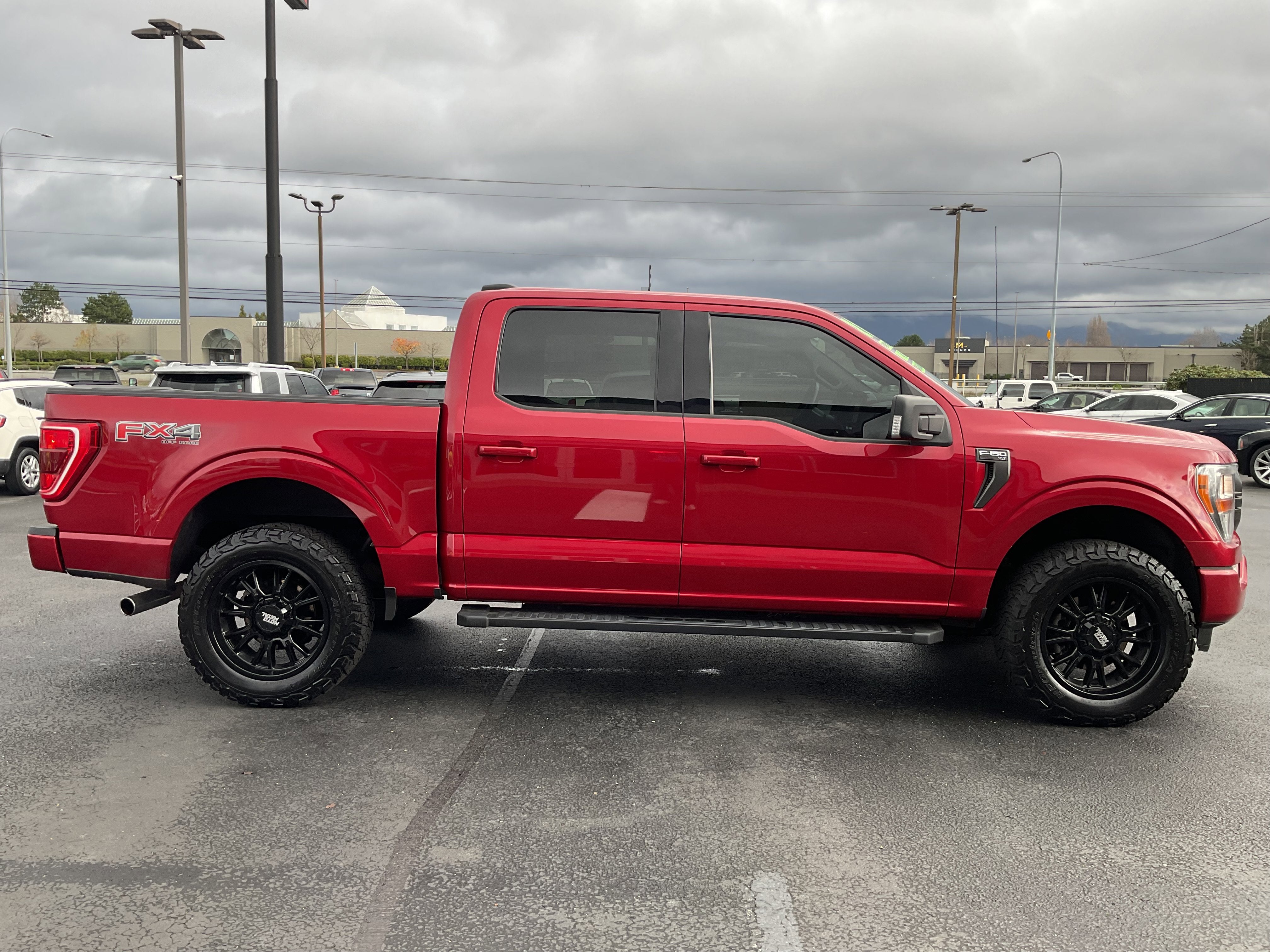2021 Ford F-150 XLT FX4 Crew Cab 4x4