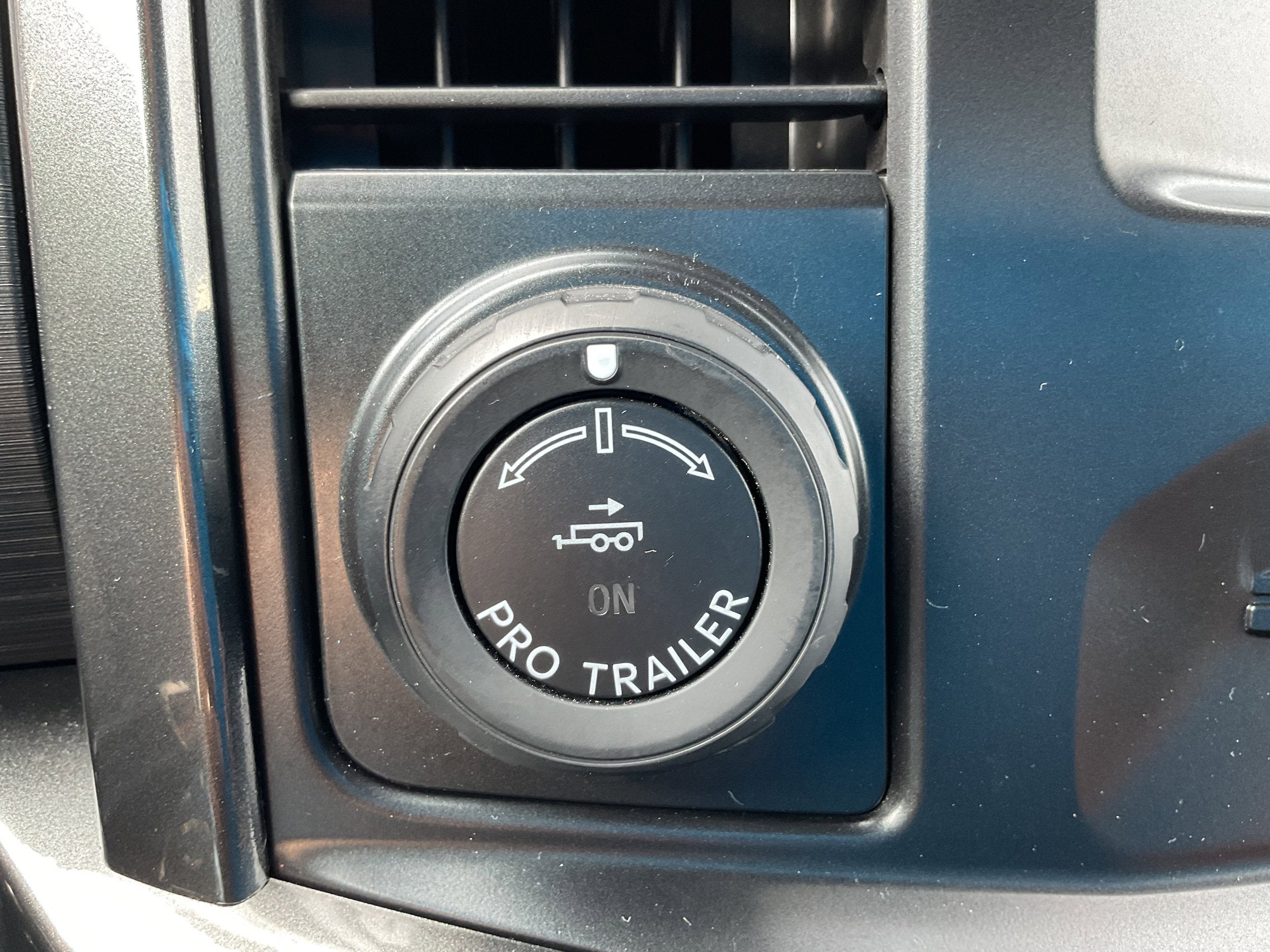 2021 Ford F-150 XLT FX4 Crew Cab 4x4