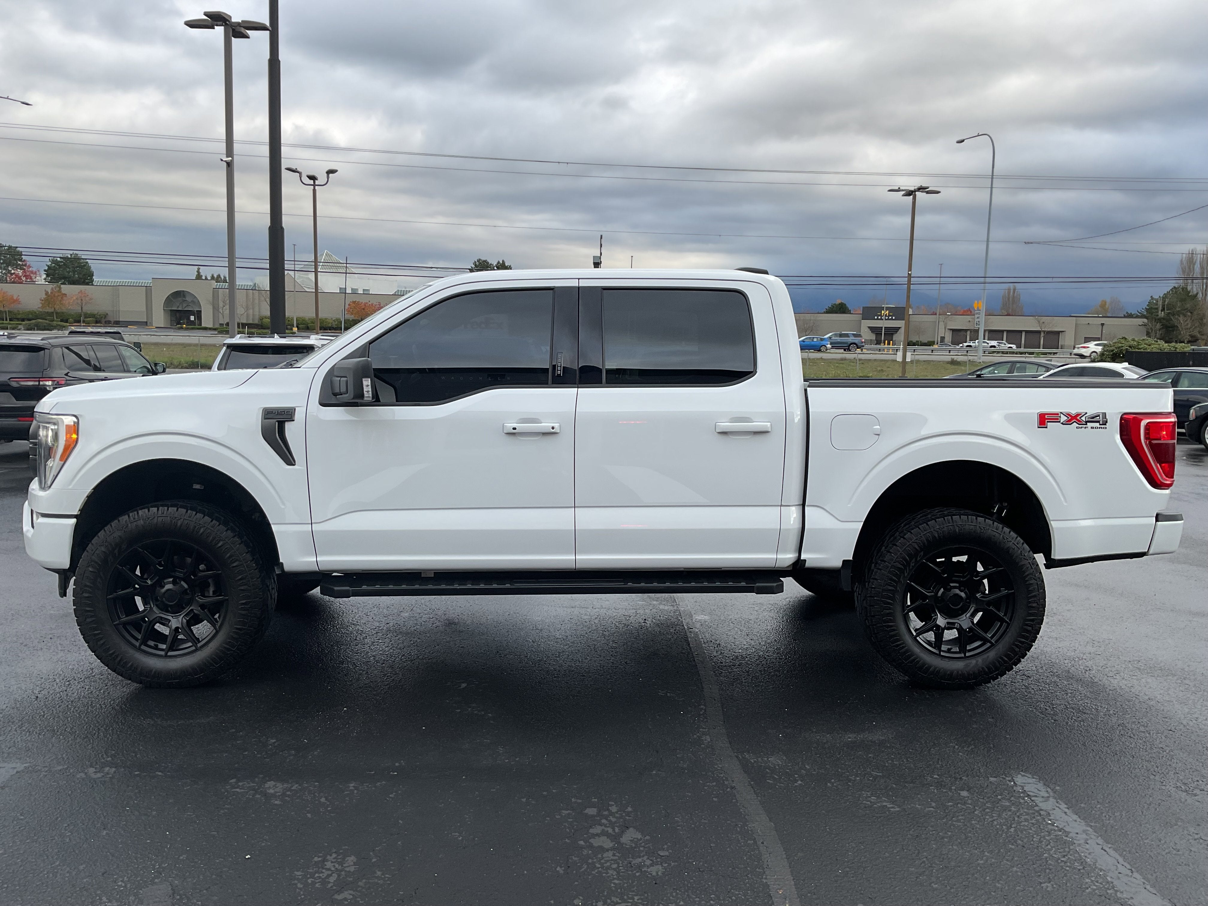 2023 Ford F-150 XLT FX4 Crew Cab 4x4