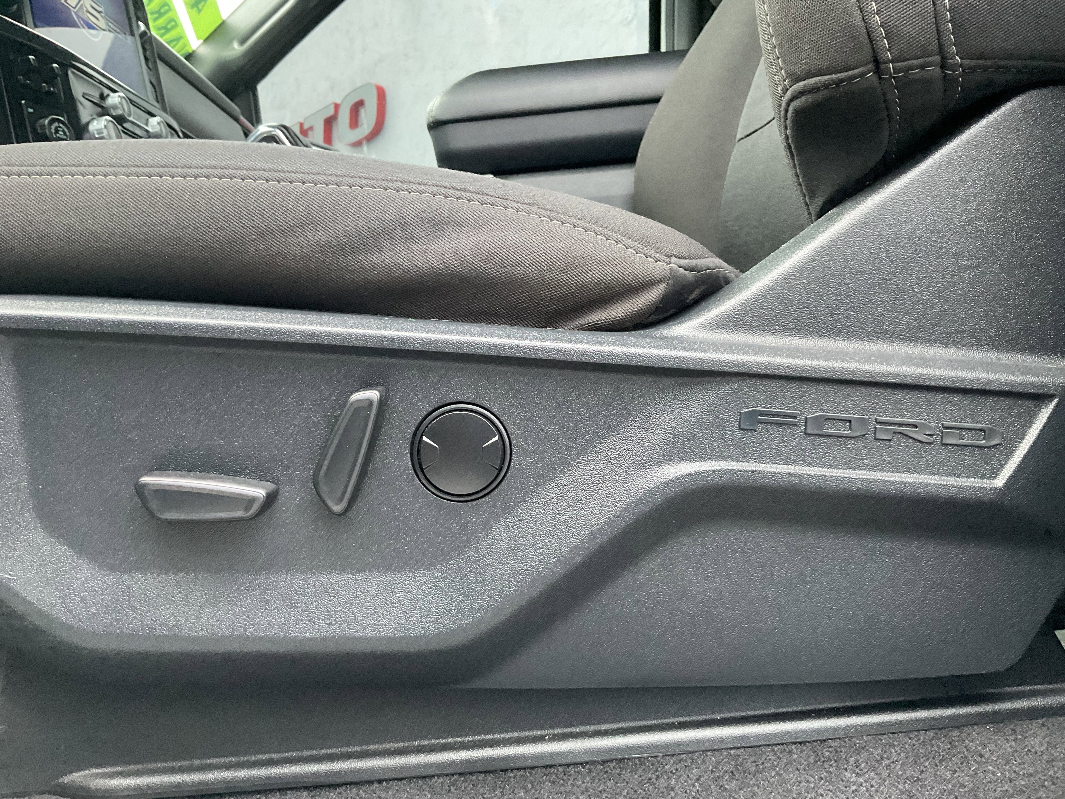 2023 Ford F-150 XLT FX4 Crew Cab 4x4