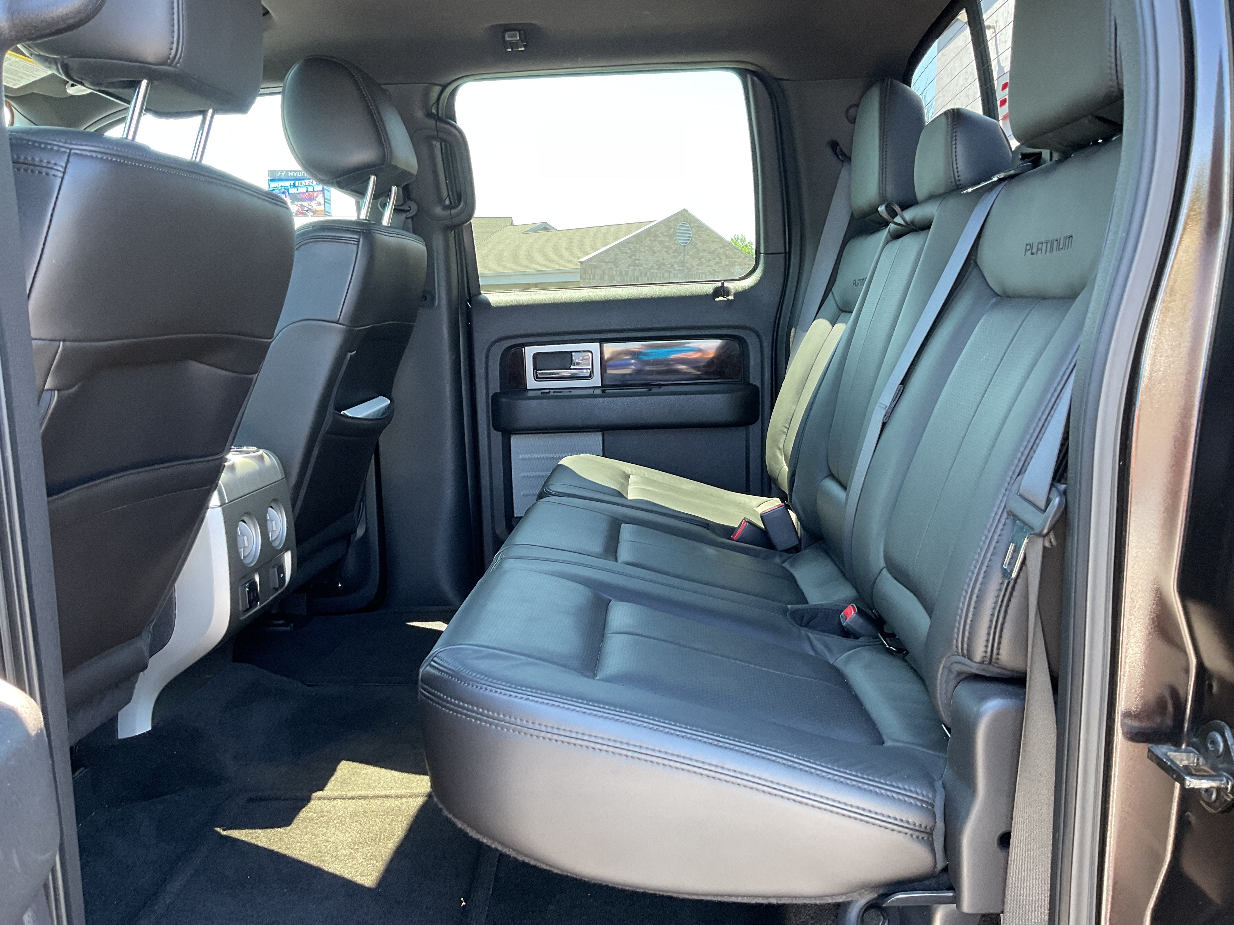 2013 Ford F-150 Platinum 4x4 Crew Cab