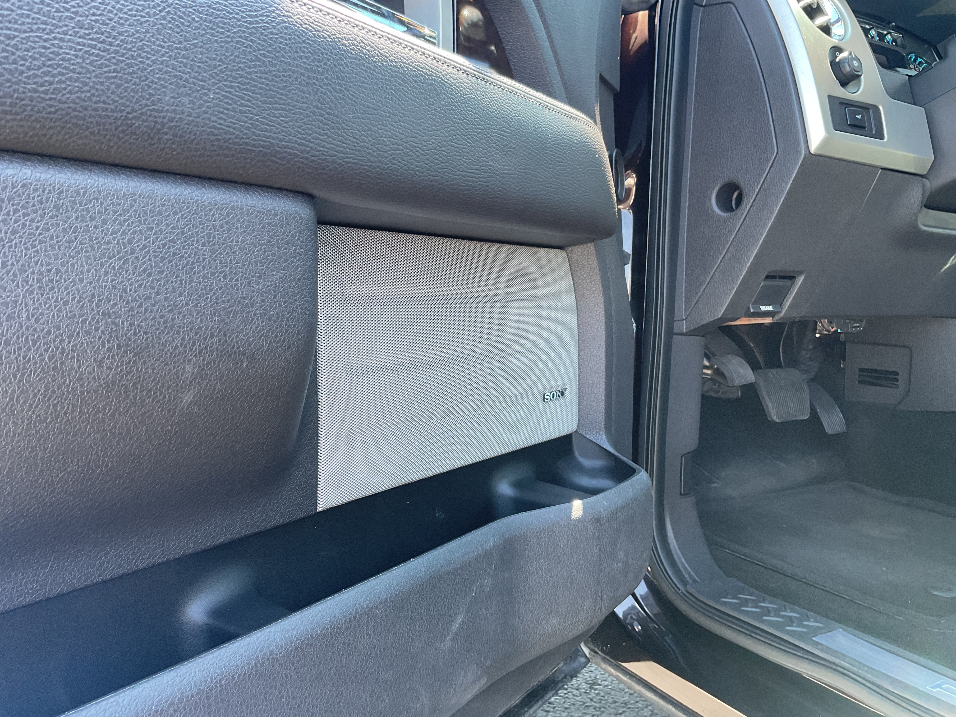 2013 Ford F-150 Platinum 4x4 Crew Cab