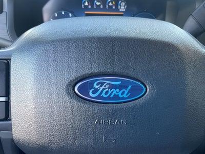 2025 Ford F-150 XLT 5.0L V8 Crew Cab