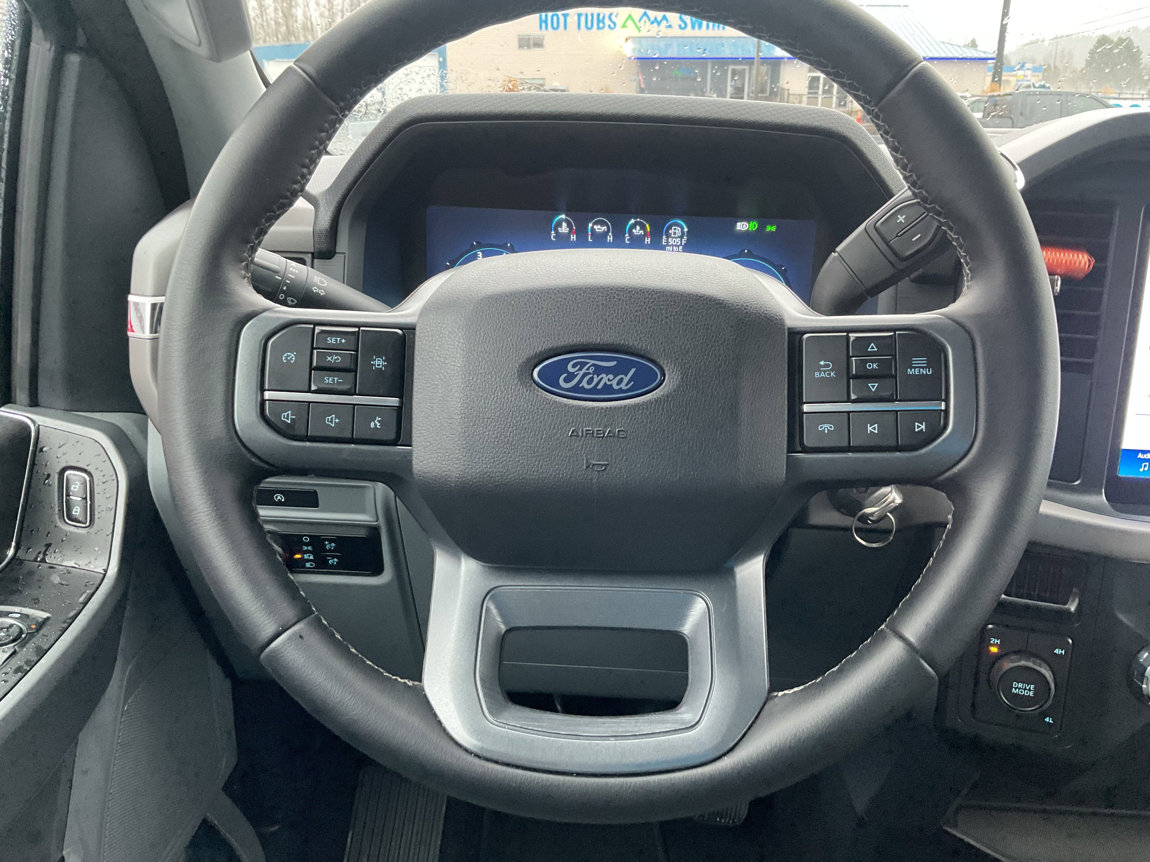 2025 Ford F-150 XLT 4x4 3.5L V6 Ecoboost