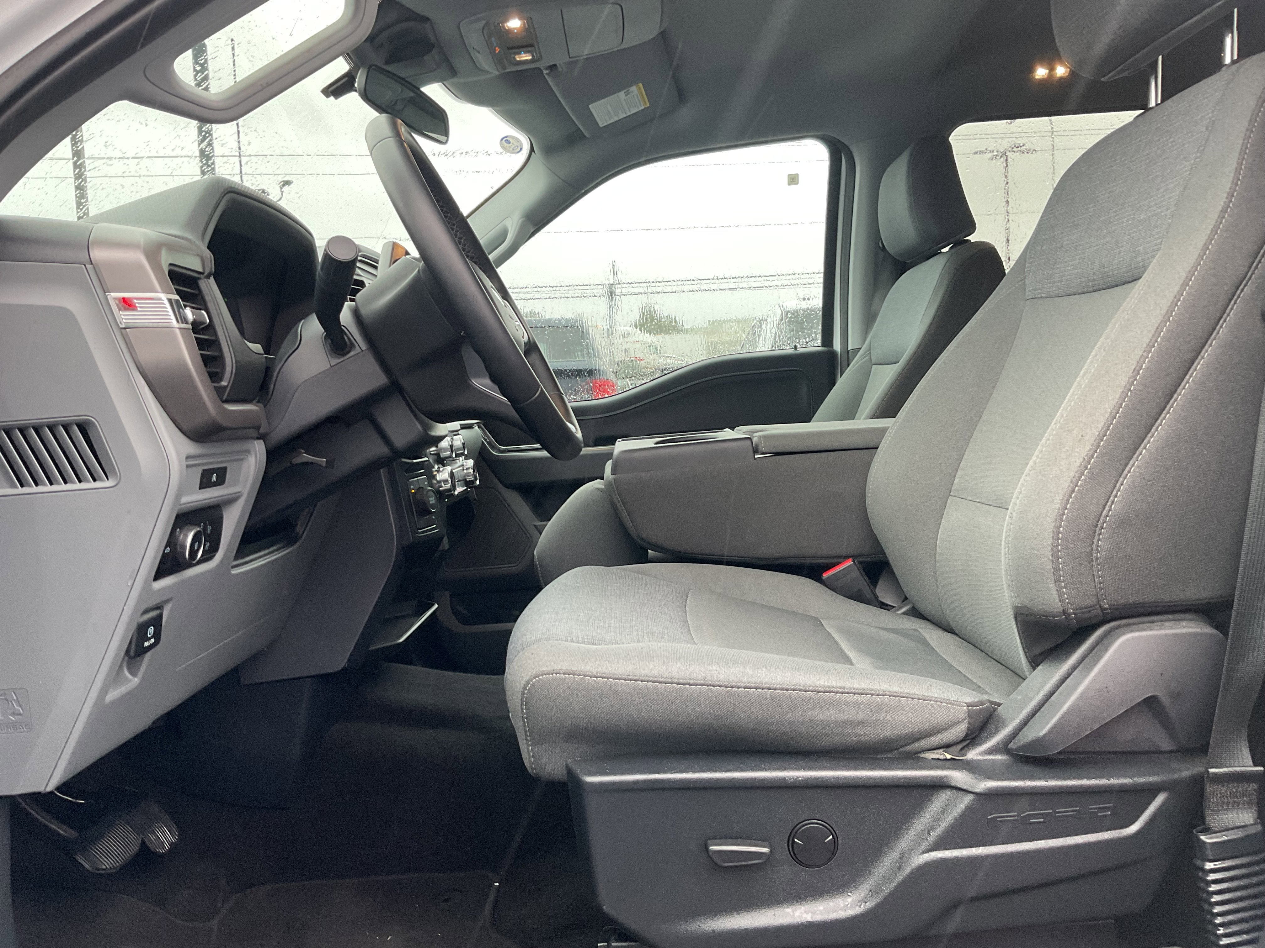 2025 Ford F-150 XLT 4x4 3.5L V6 Ecoboost