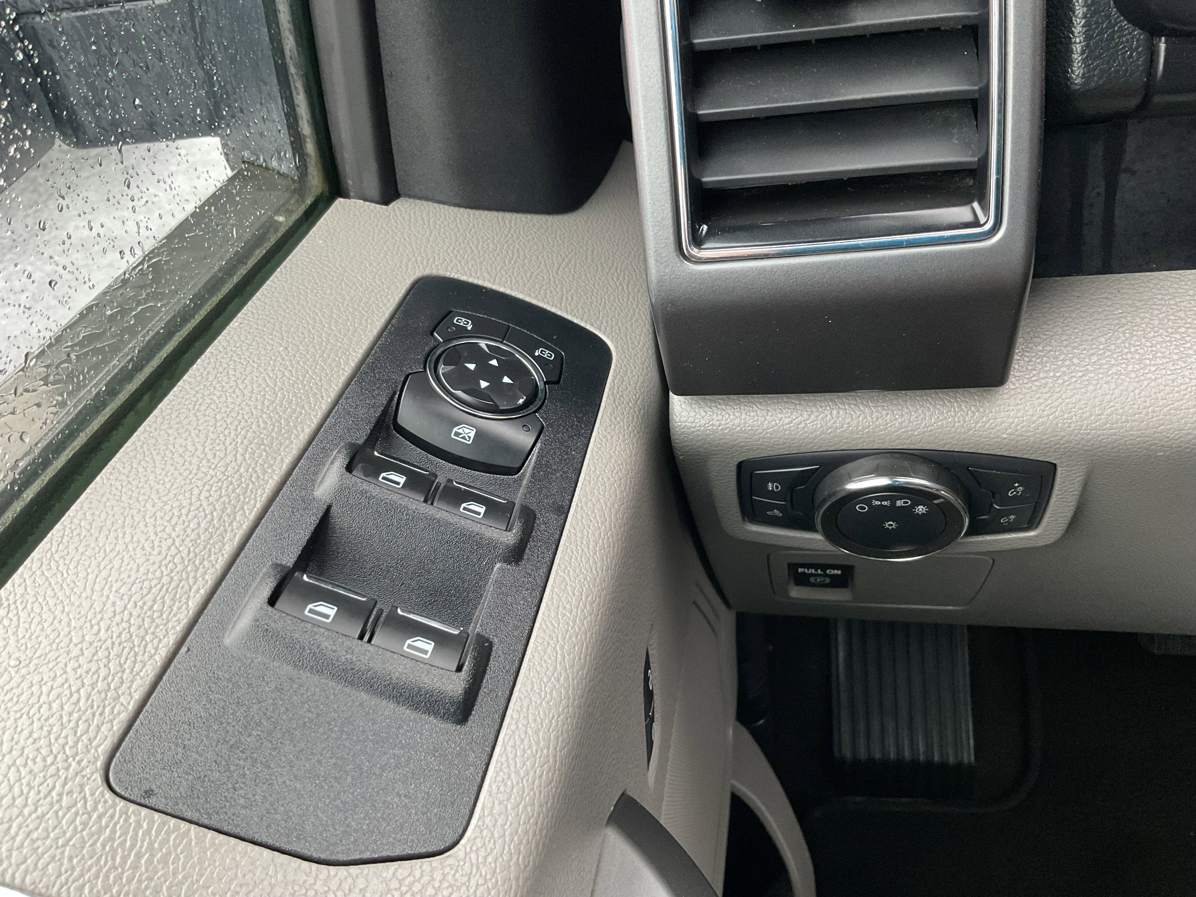 2020 Ford F-150 XLT 4x4 5.0L V8