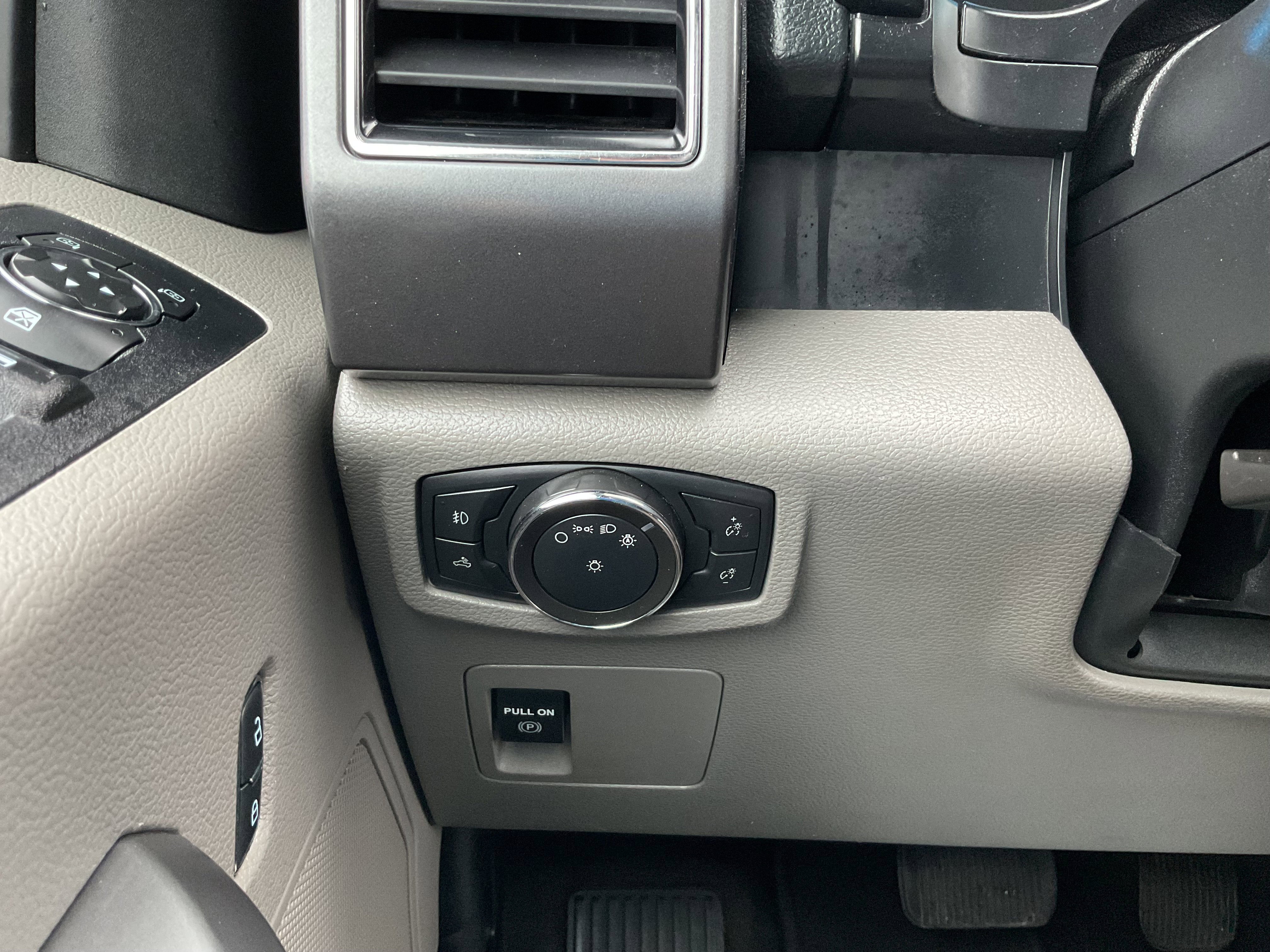 2020 Ford F-150 XLT 4x4 5.0L V8