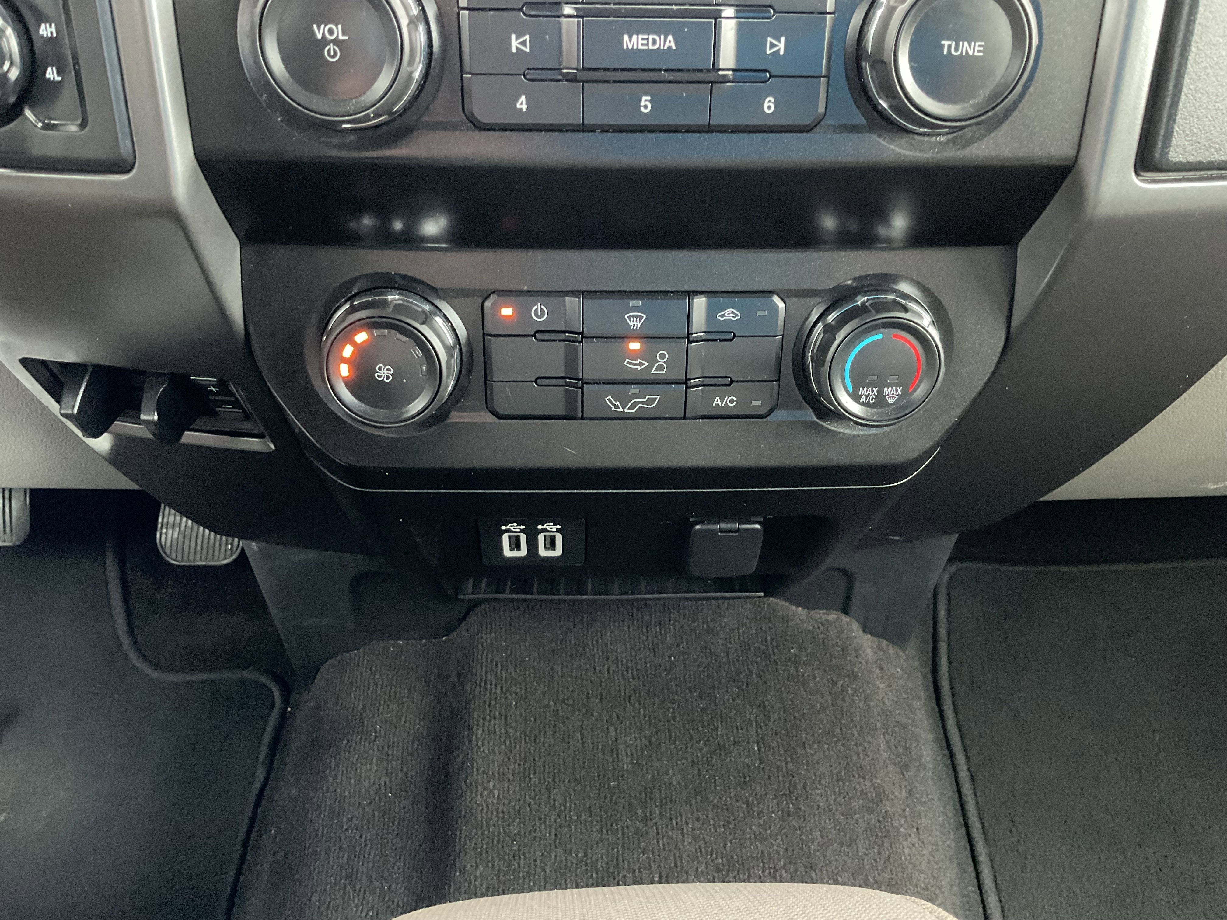 2020 Ford F-150 XLT 4x4 5.0L V8