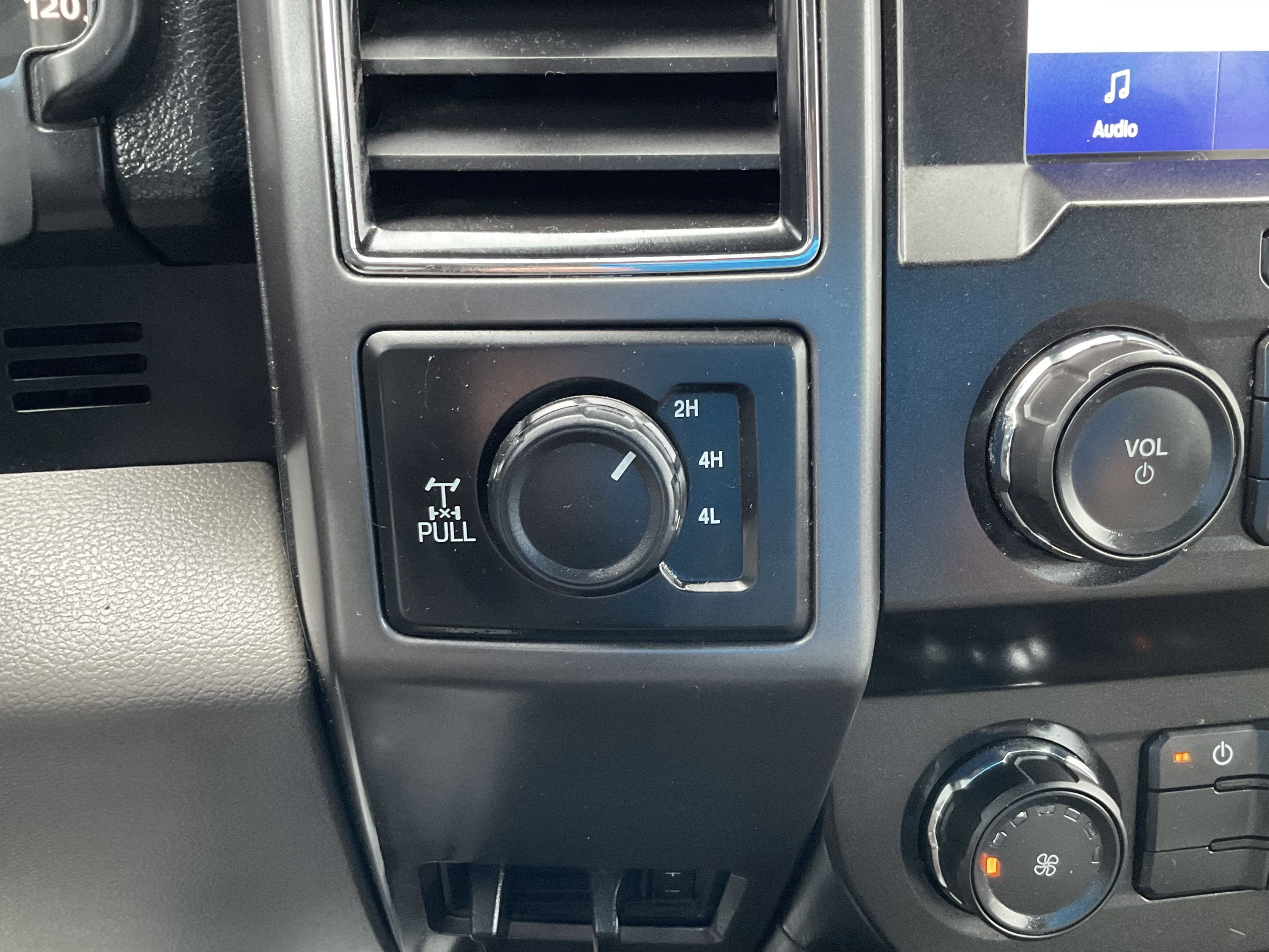 2020 Ford F-150 XLT 4x4 5.0L V8