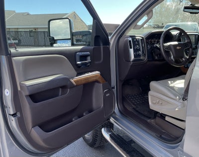 2017 Chevrolet Silverado 2500HD LTZ 4dr 4x4