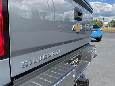 2017 Chevrolet Silverado 2500HD LTZ 4dr 4x4