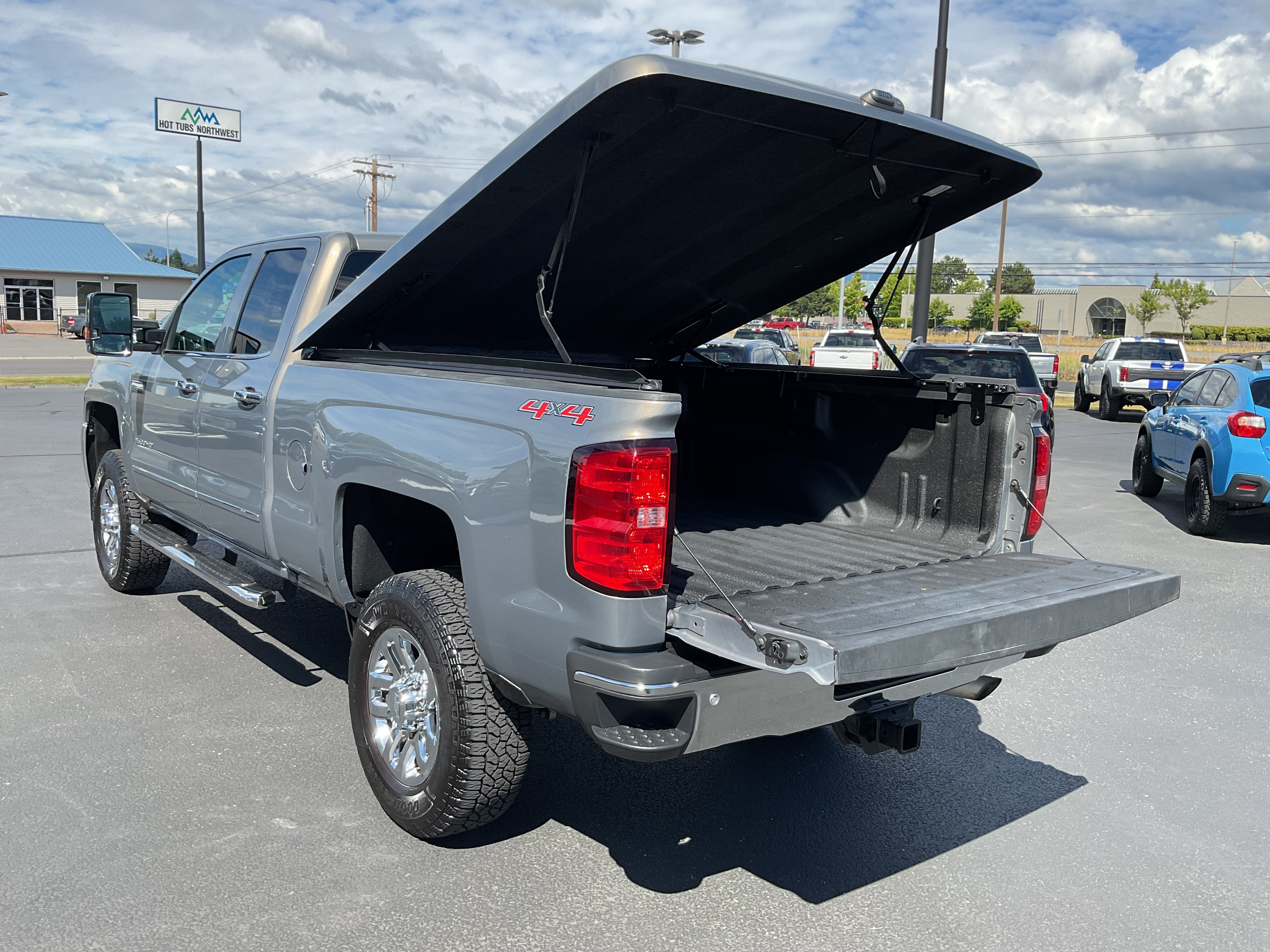 2017 Chevrolet Silverado 2500HD LTZ 4dr 4x4