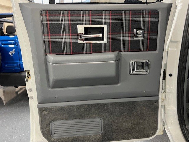 1991 Chevrolet 3500 Pickups 4x4 Long Bed