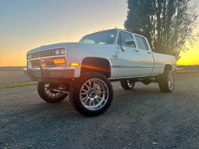 1991 Chevrolet V3500 Pickups 4x4 Long Bed