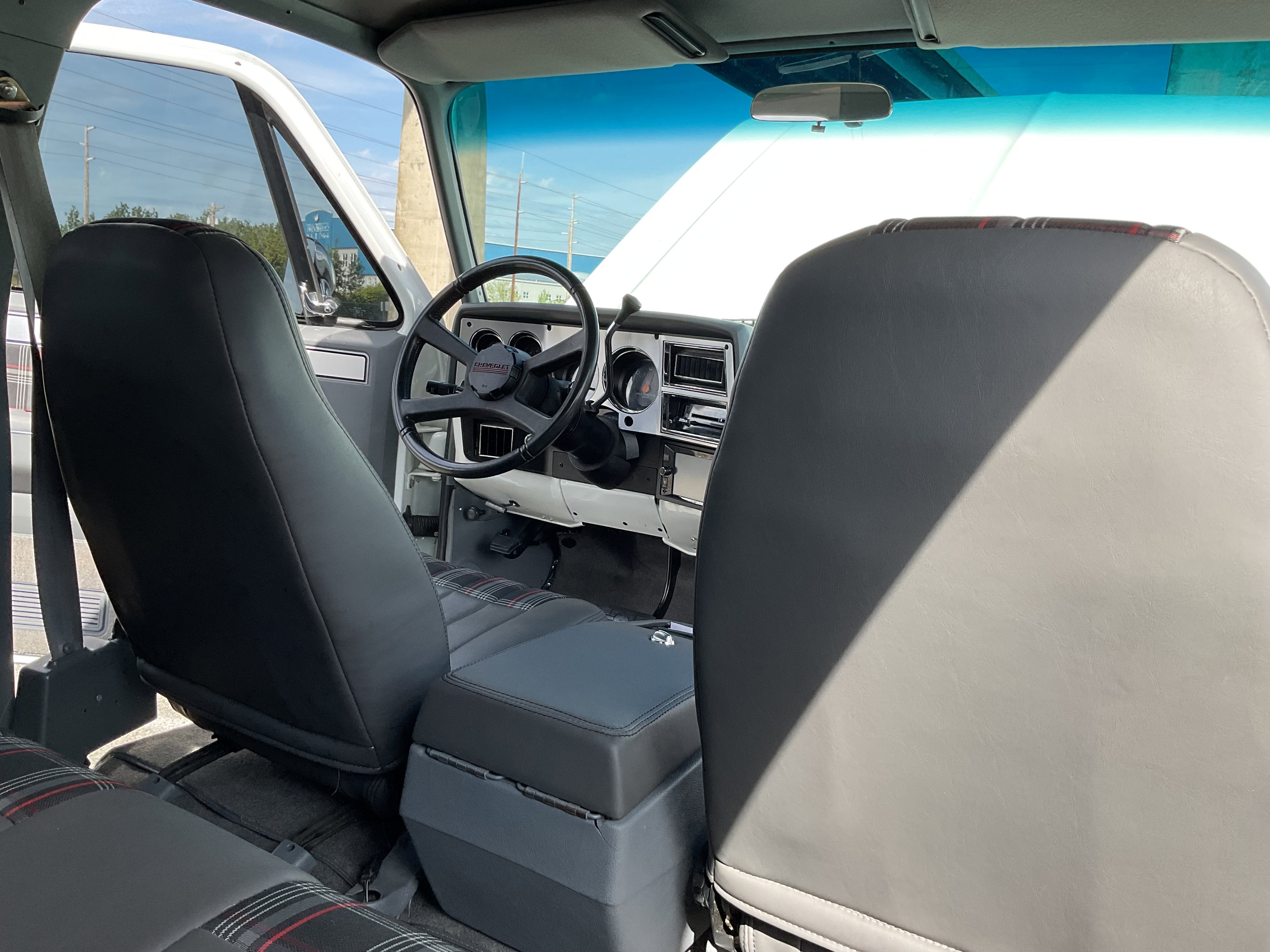 1991 Chevrolet V3500 Pickups 4x4 Crew Cab 3+3